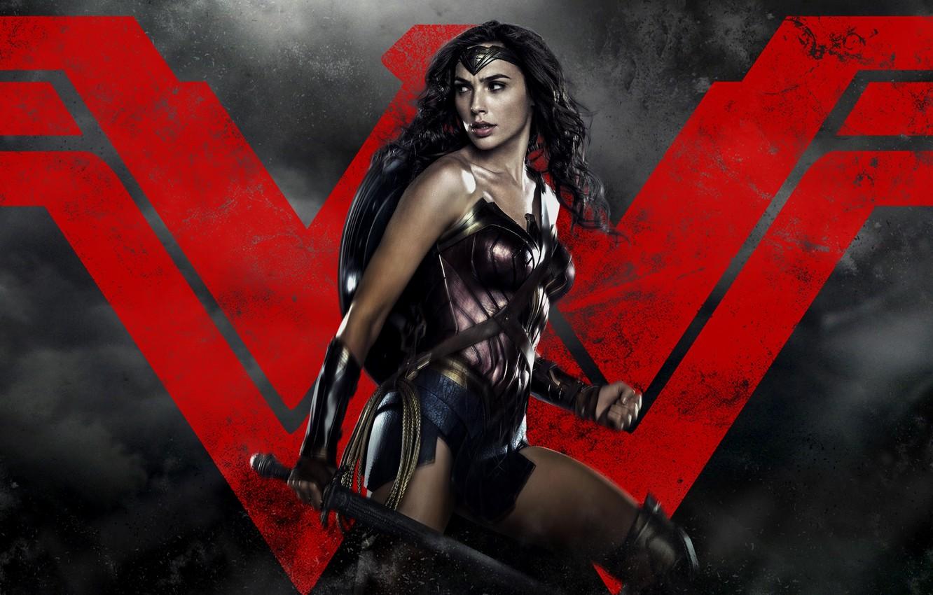 1332x850 Gal Gadot Wonder Woman Desktop Wallpaper & Background Download
