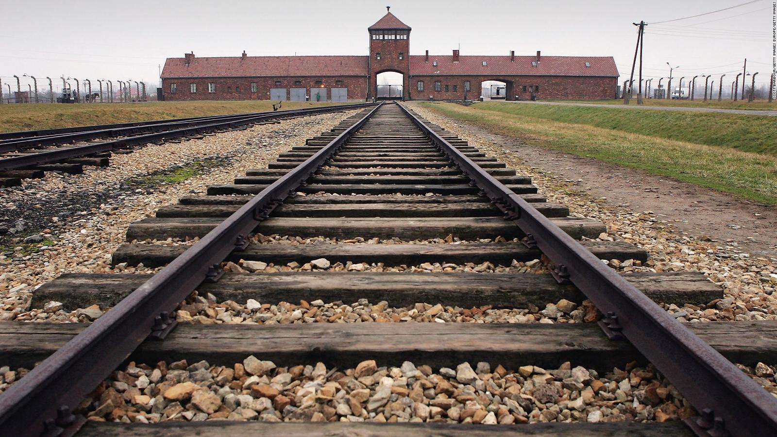 1600x900 Holocaust survivors fear rise of hate and nationalism