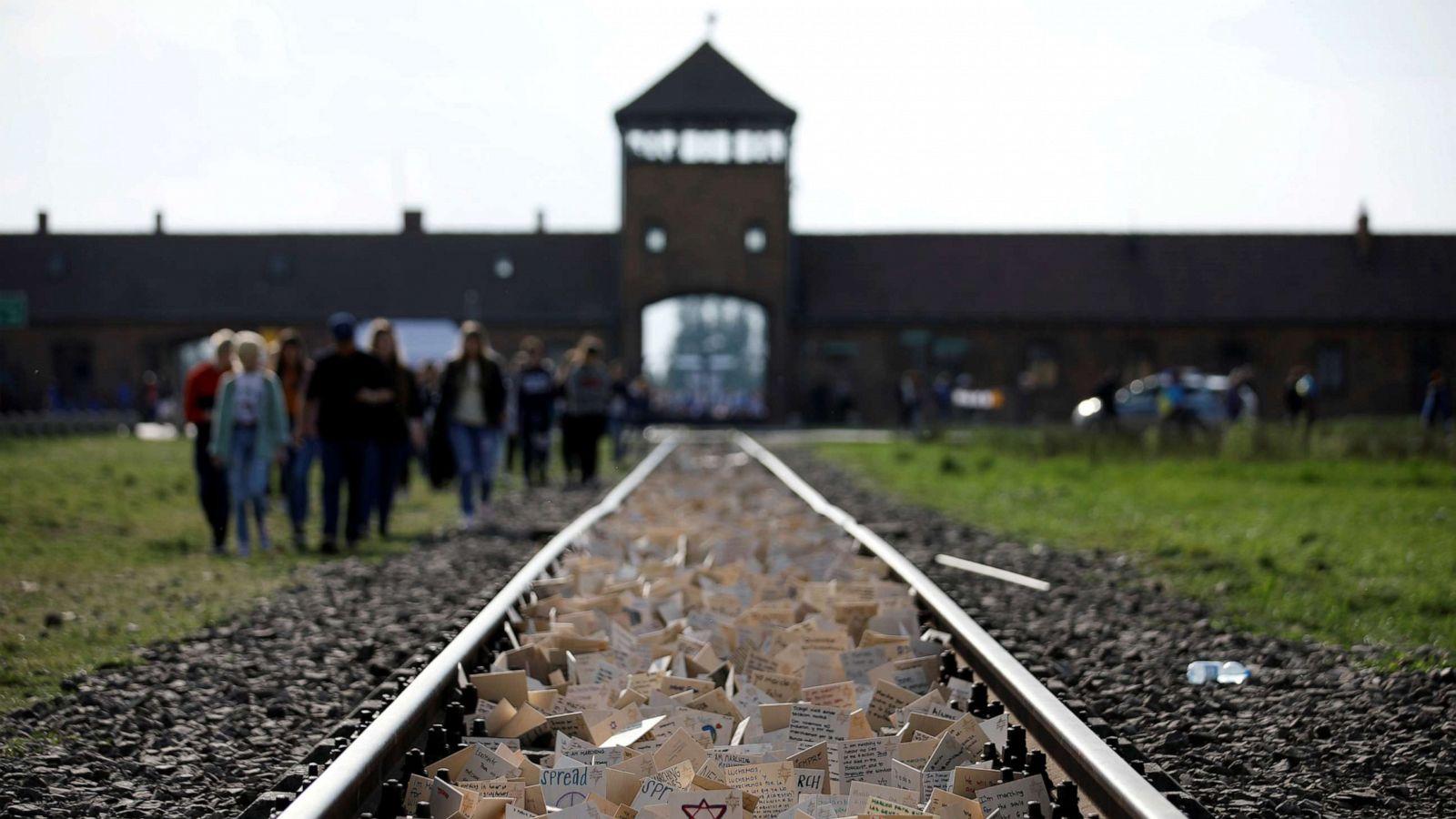 1600x900 Amazon pulls Auschwitz death camp 'ornaments' after online outrage
