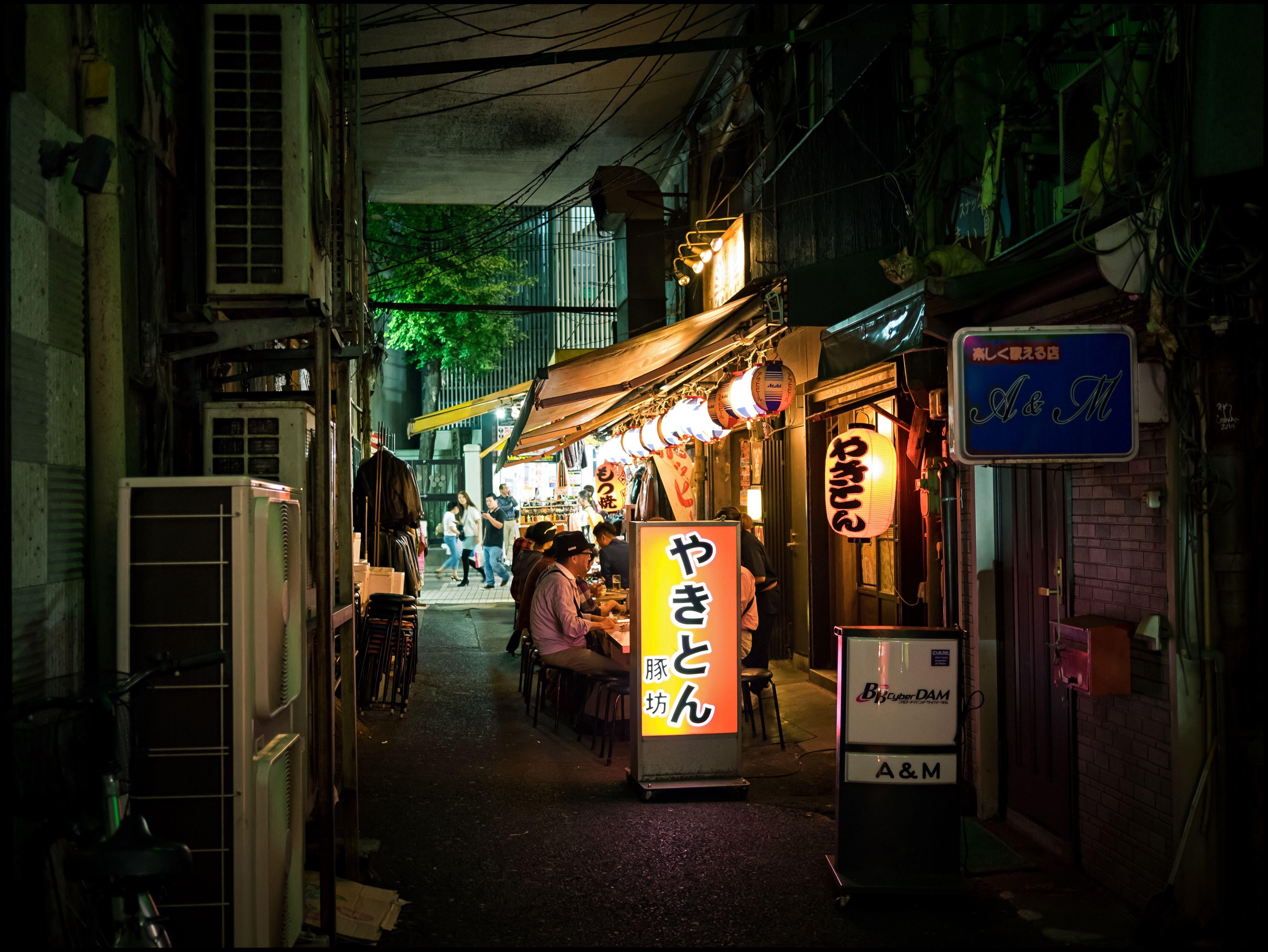 Tokyo Alley Wallpapers Top Free Tokyo Alley Backgrounds Wallpaperaccess