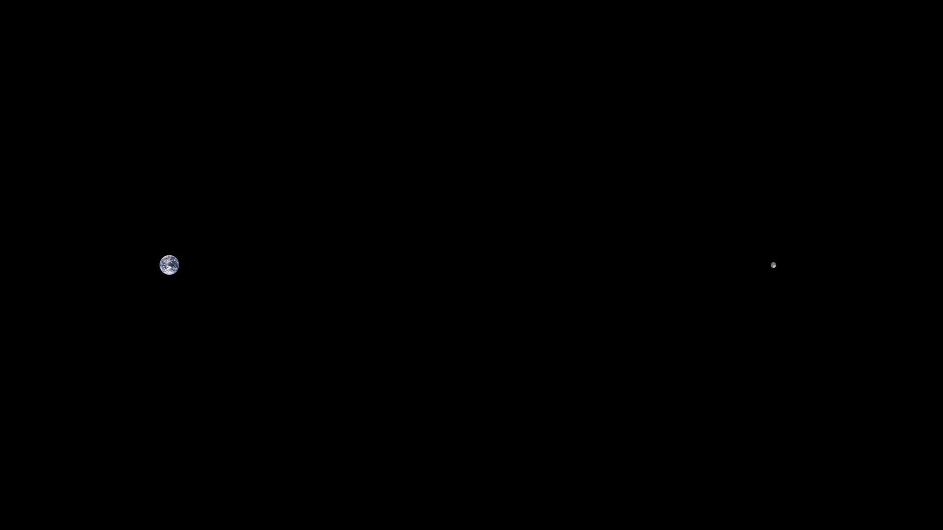 1920x1080 The actual distance between earth & moon!