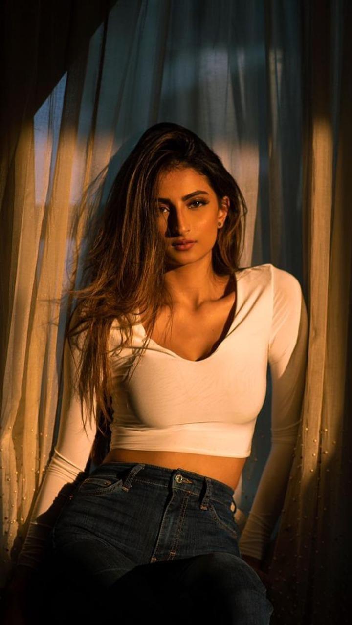 720x1279 Palak Tiwari's Epic Fitness Routine