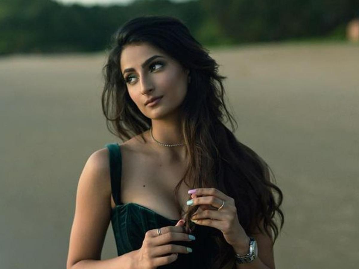 1200x900 Embarrassed' Ibrahim Ali Khan Found Palak Tiwari Hiding Her Face In Viral Video 'Childish'