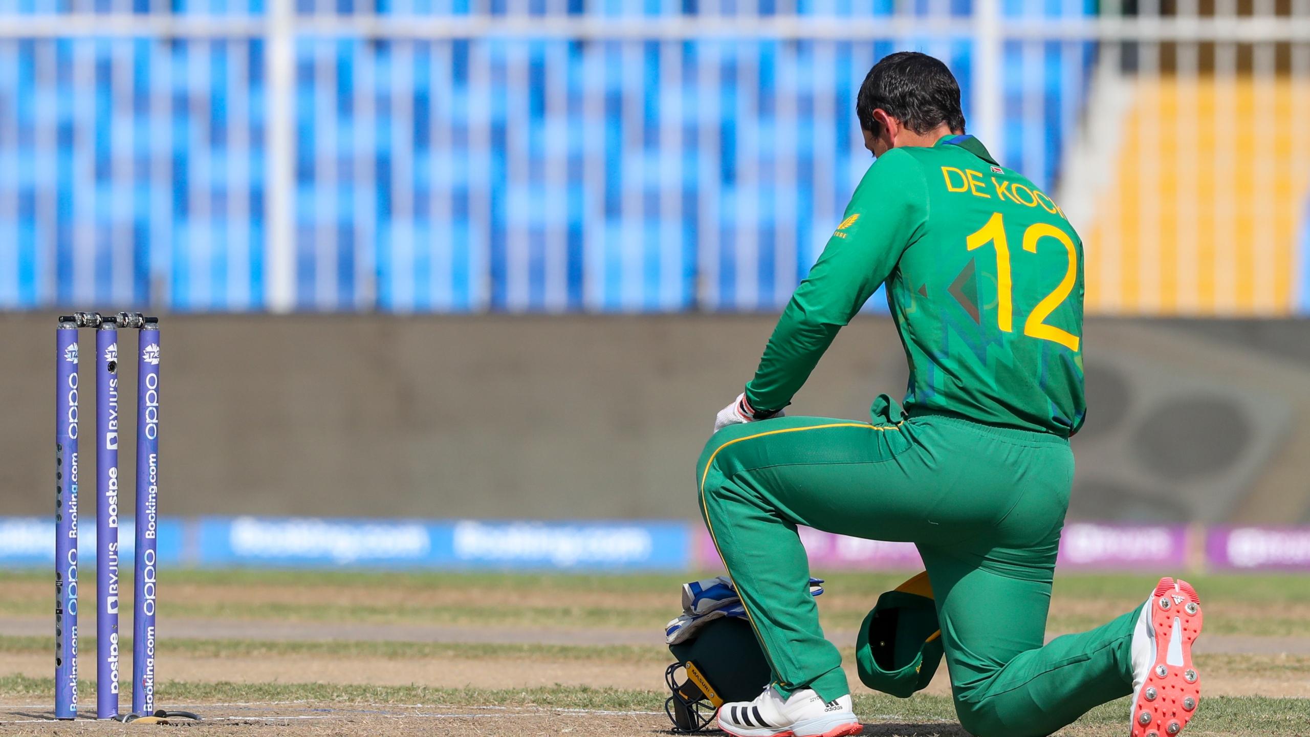 2560x1440 De Kock takes knee, South Africa bowls vs. Sri Lanka at WCup