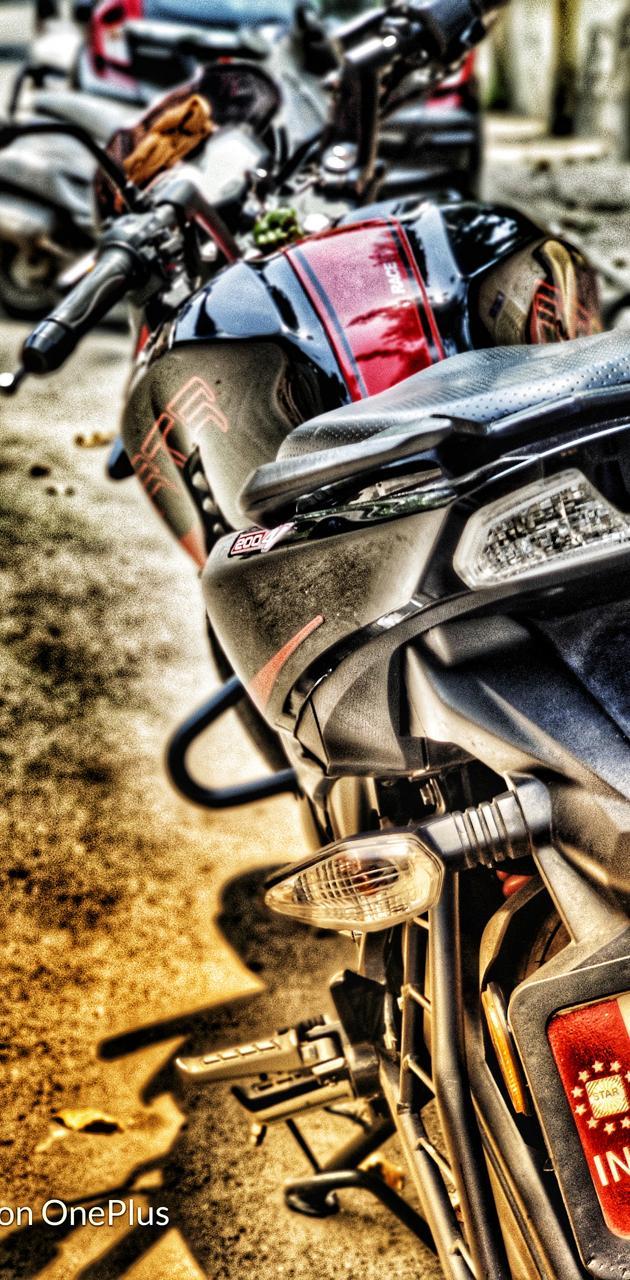 630x1280 TVS APACHE RTR 200 wallpaper