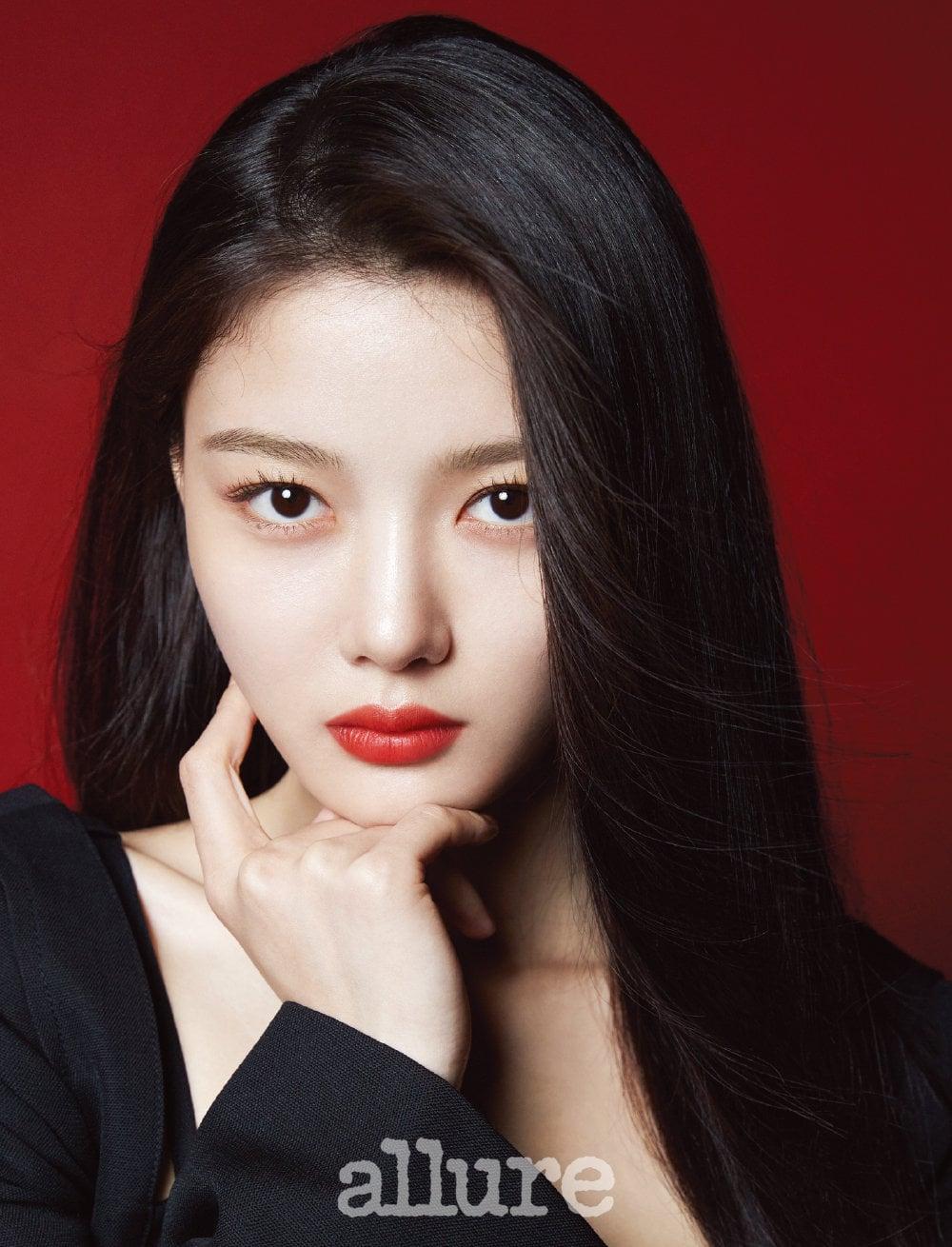 1000x1310 Kim Yoo Jung Talks About Her Role In “Lovers Of The Red Sky, ” How Her Love Of Art Impacts Her Acting, And More