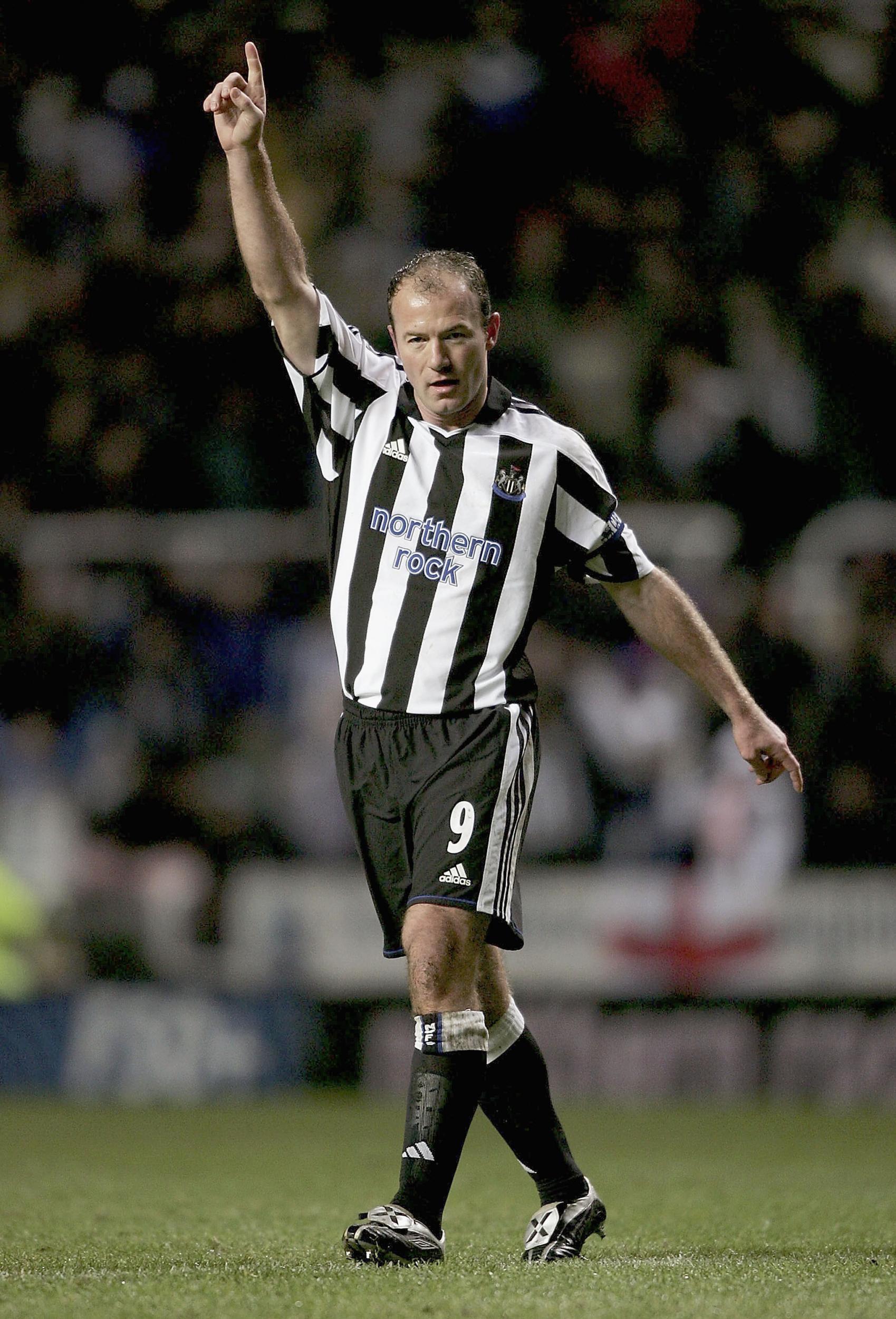 1699x2500 &;SHAMBLES&; Shearer fumes over Rafael Benitez&;s Newcastle United exit
