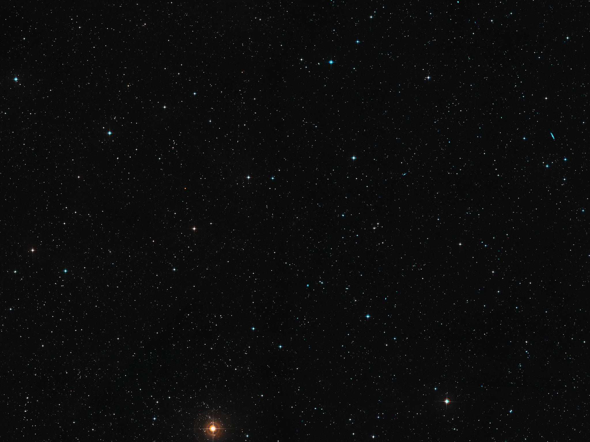 2048x1536 Wide Field View Of Abell 2744