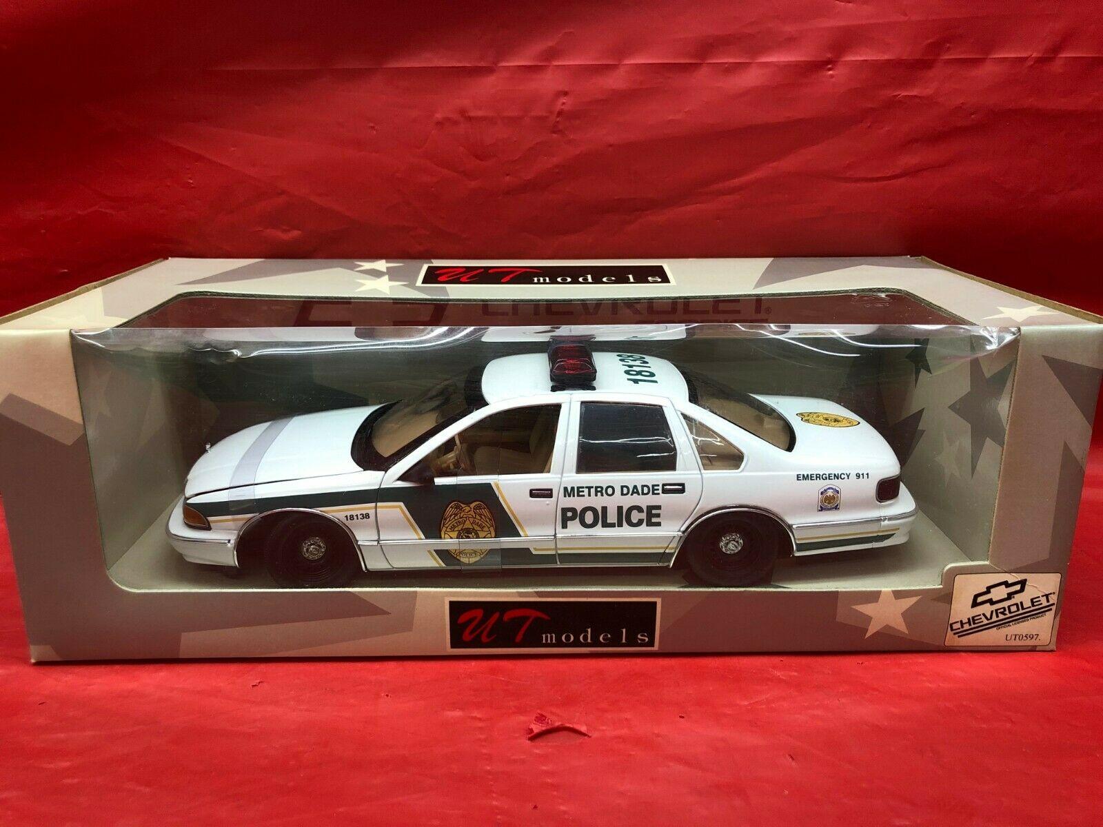 1600x1200 Ford Crown Victoria Police Interceptor