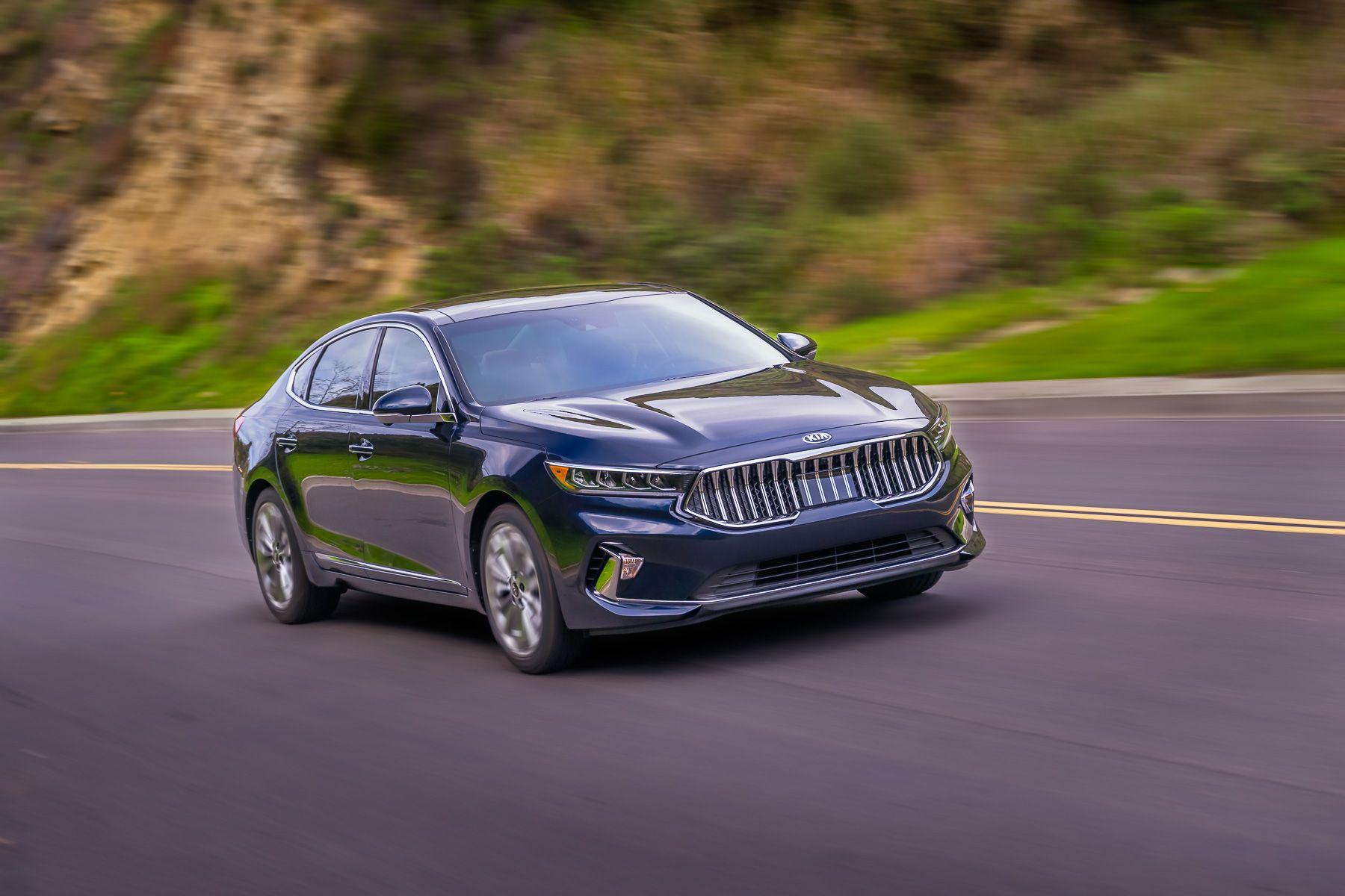 1800x1200 Kia Cadenza Review, Pricing, and Specs