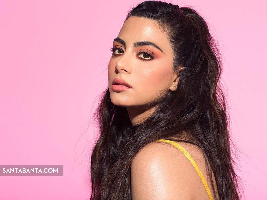 1024x768 American actress and model, Emeraude Toubia
