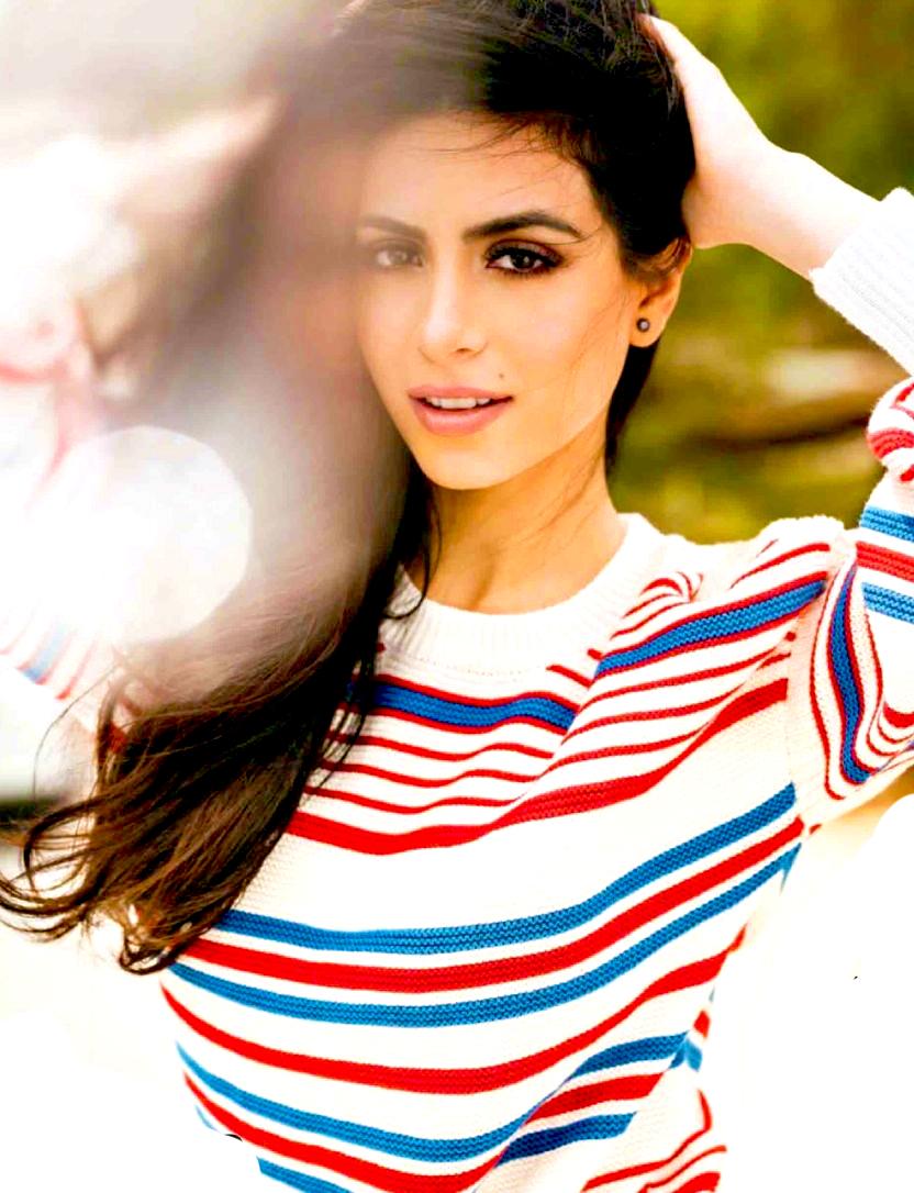 832x1086 Emeraude Toubia Toubia Fan Art