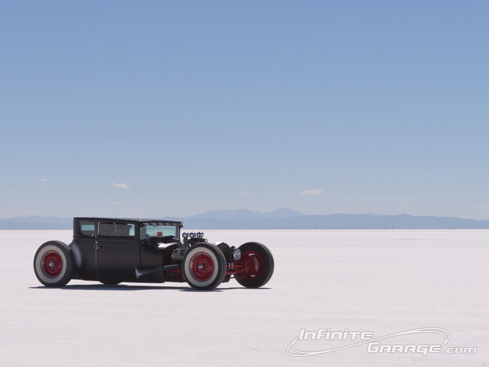 1600x1200 Black Hot Rod