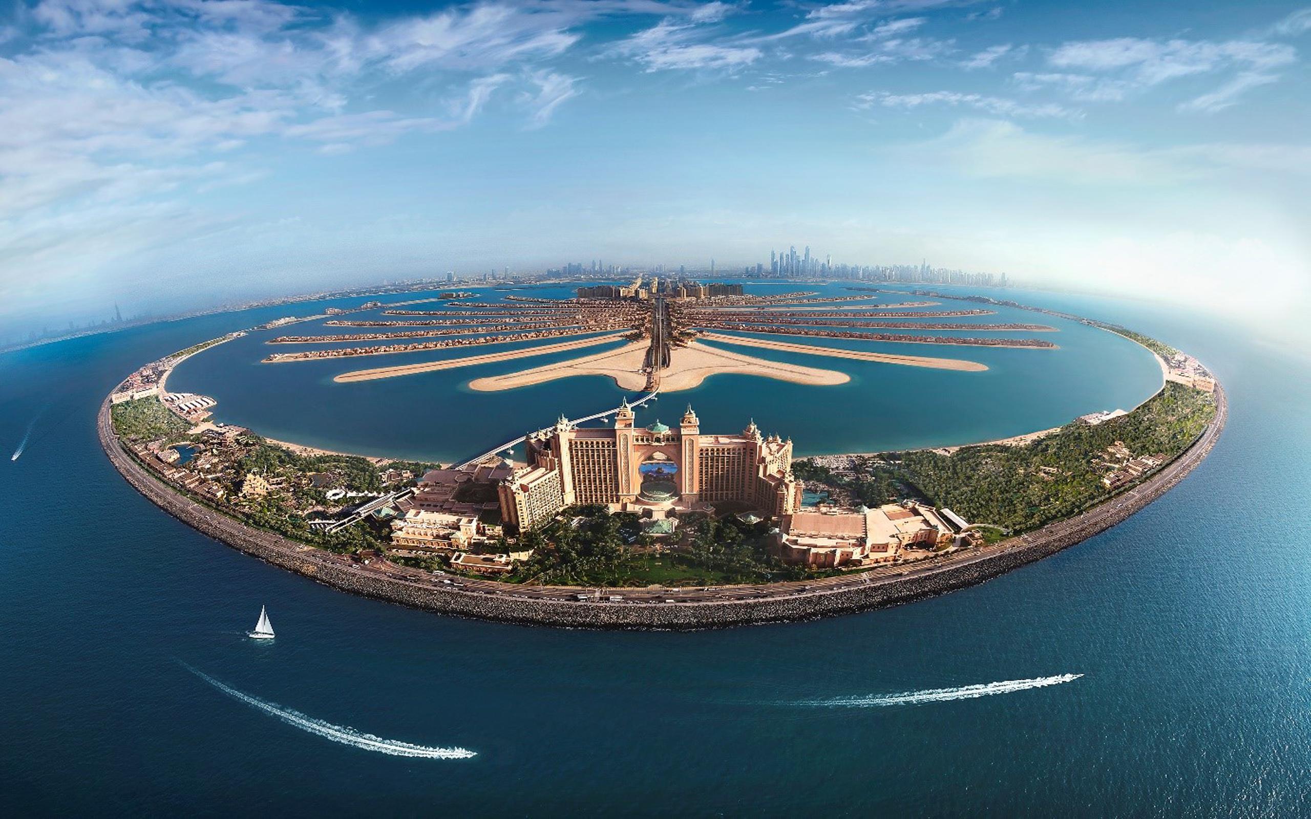 2560x1600 Dubai Hotel Atlantis Palm Jumeirah Island Overlooking The Arabian Gulf HD Wallpaper 2560x1600 :