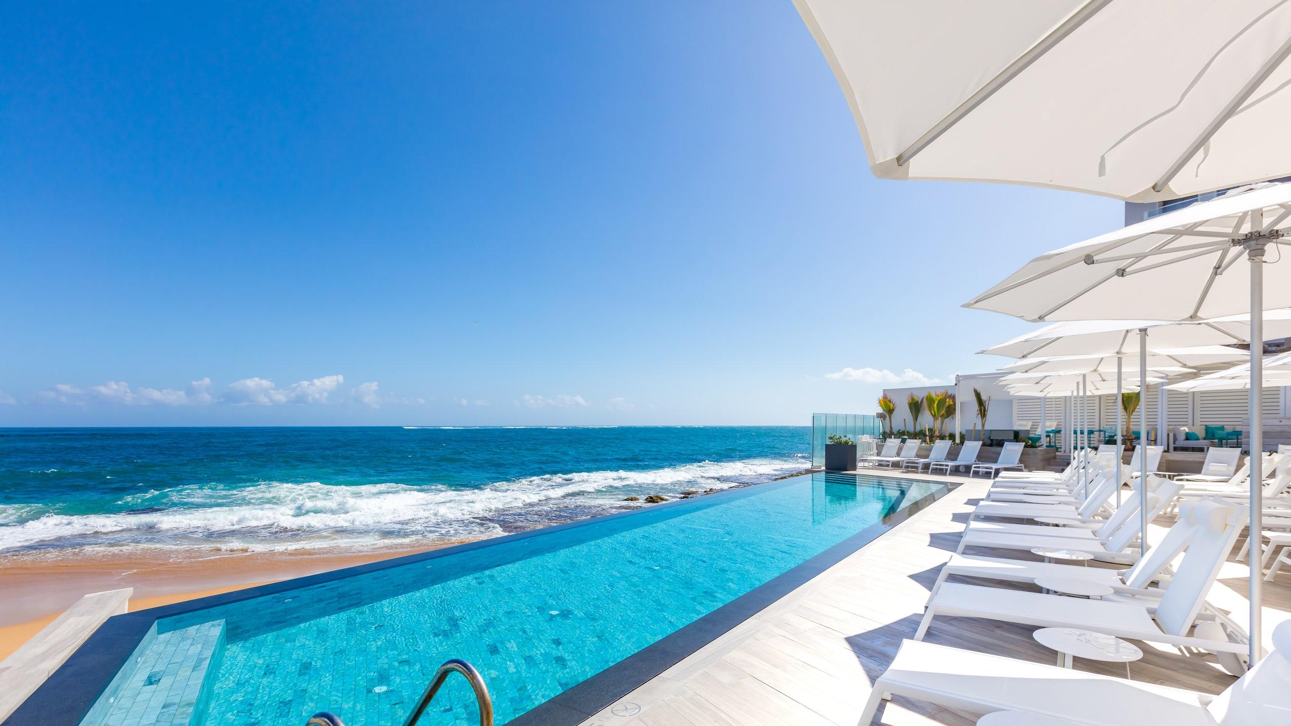 2560x1440 Condado Ocean Club, San Juan, Puerto Rico