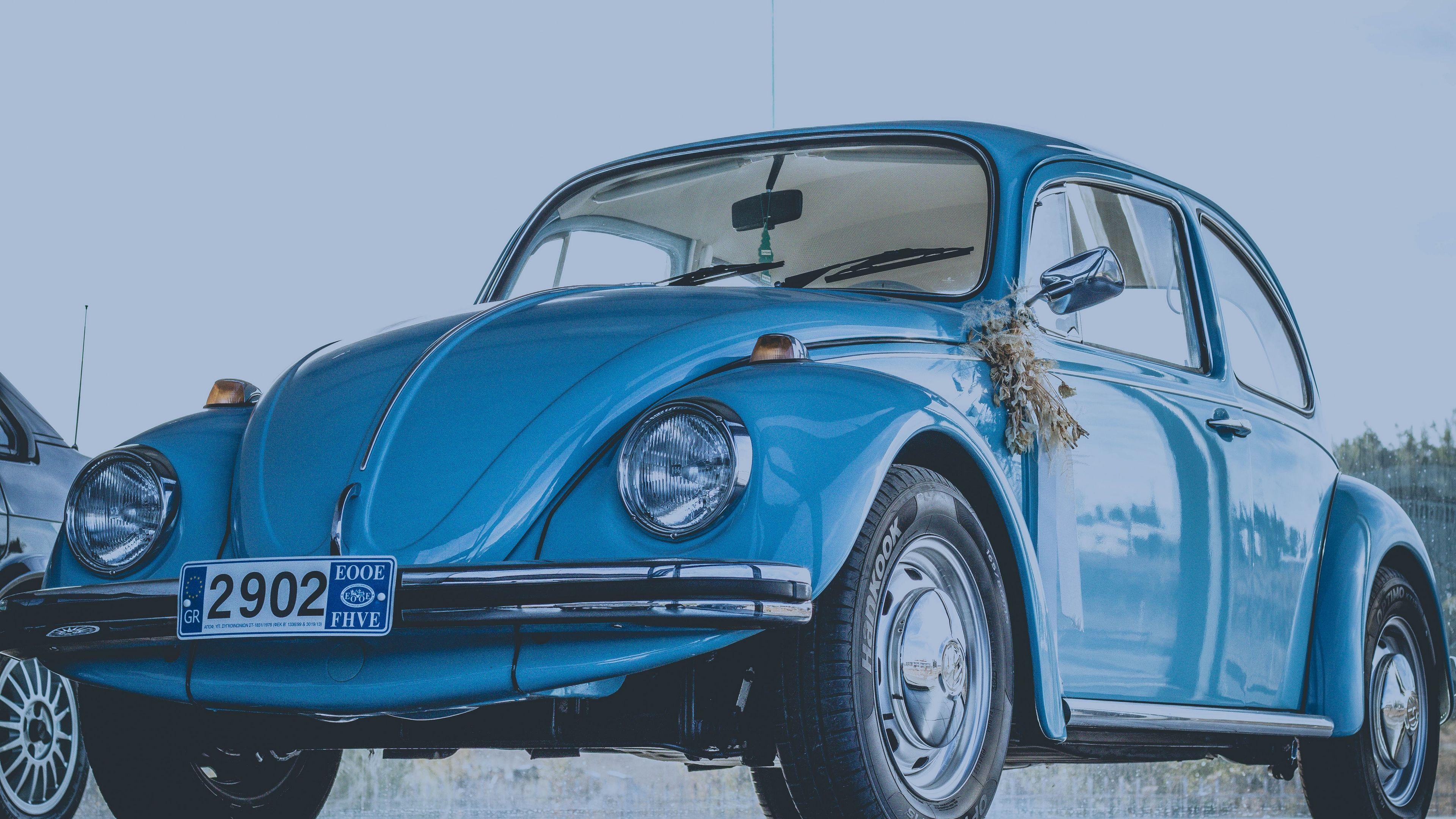 3840x2160 Download wallpaper 3840x2160 auto, retro, side view, blue 4k uhd 16