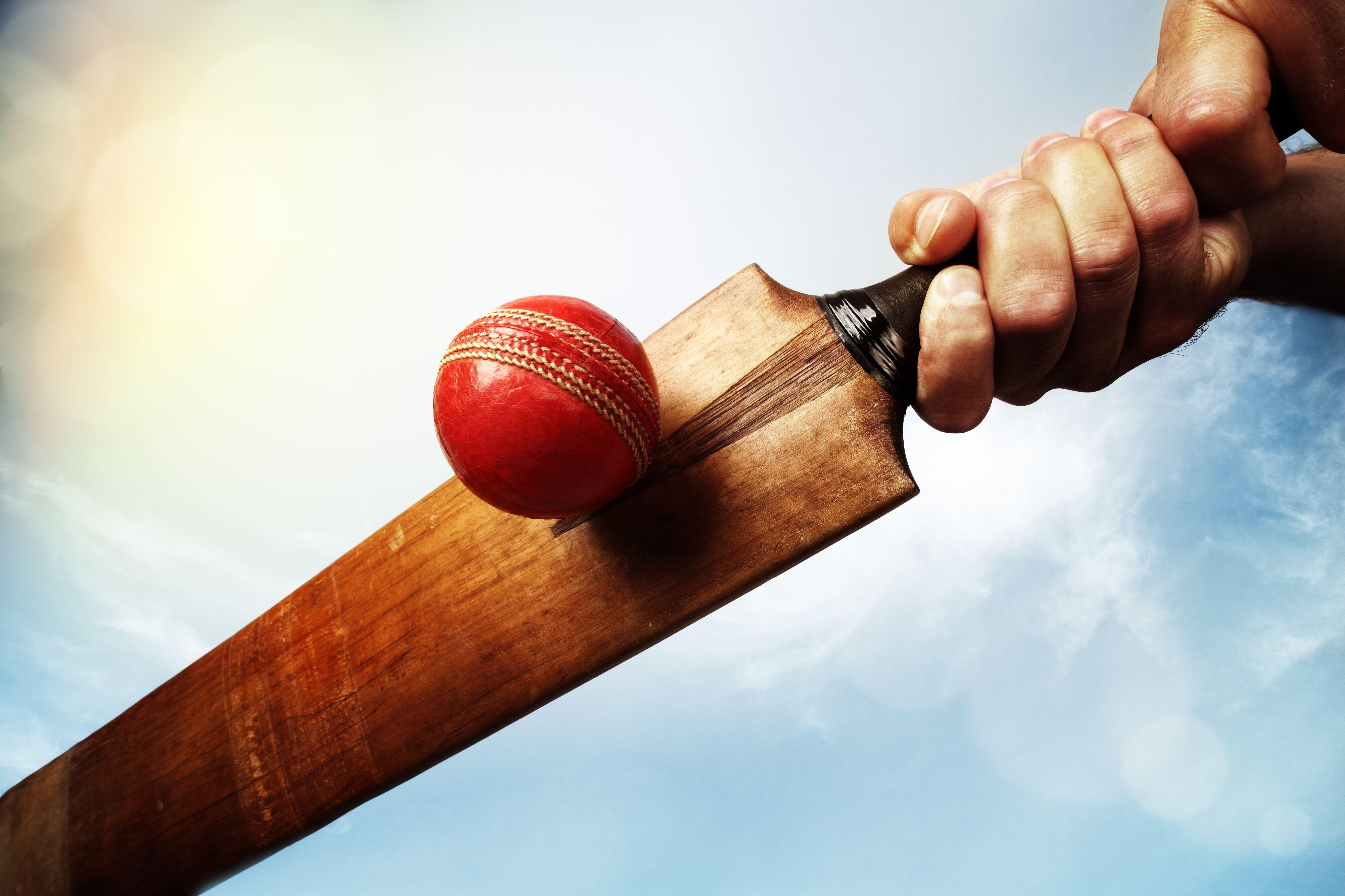5616x3744 Batting Wallpaper