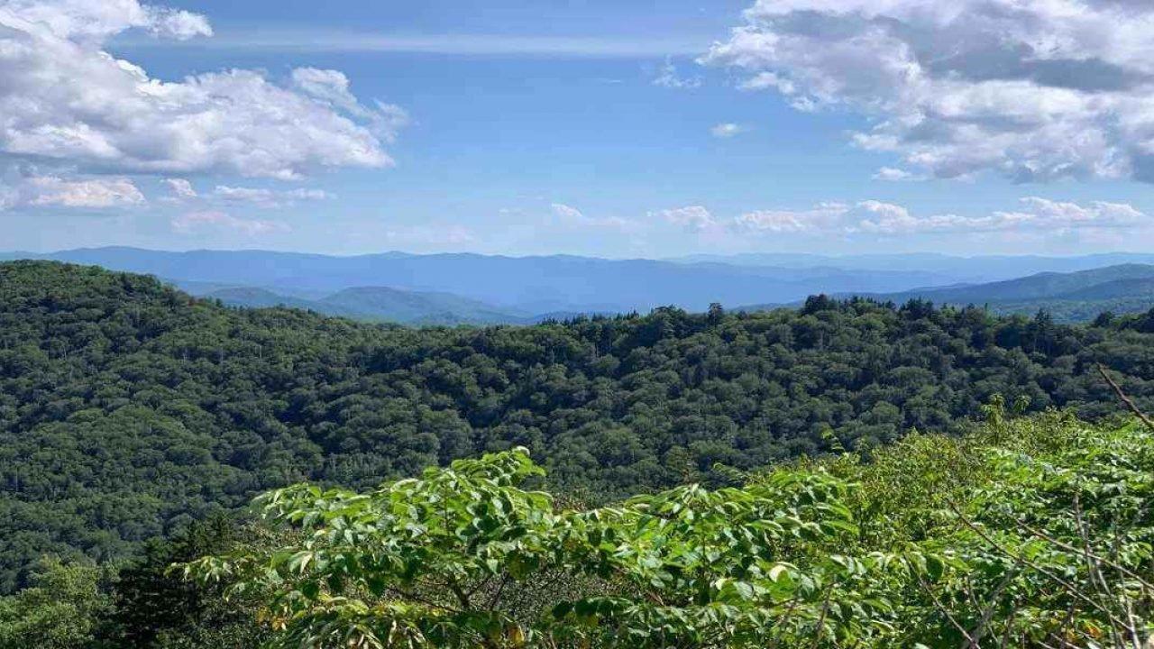 1280x720 Guide to Glamping and Hiking the Appalachian Trail 2021