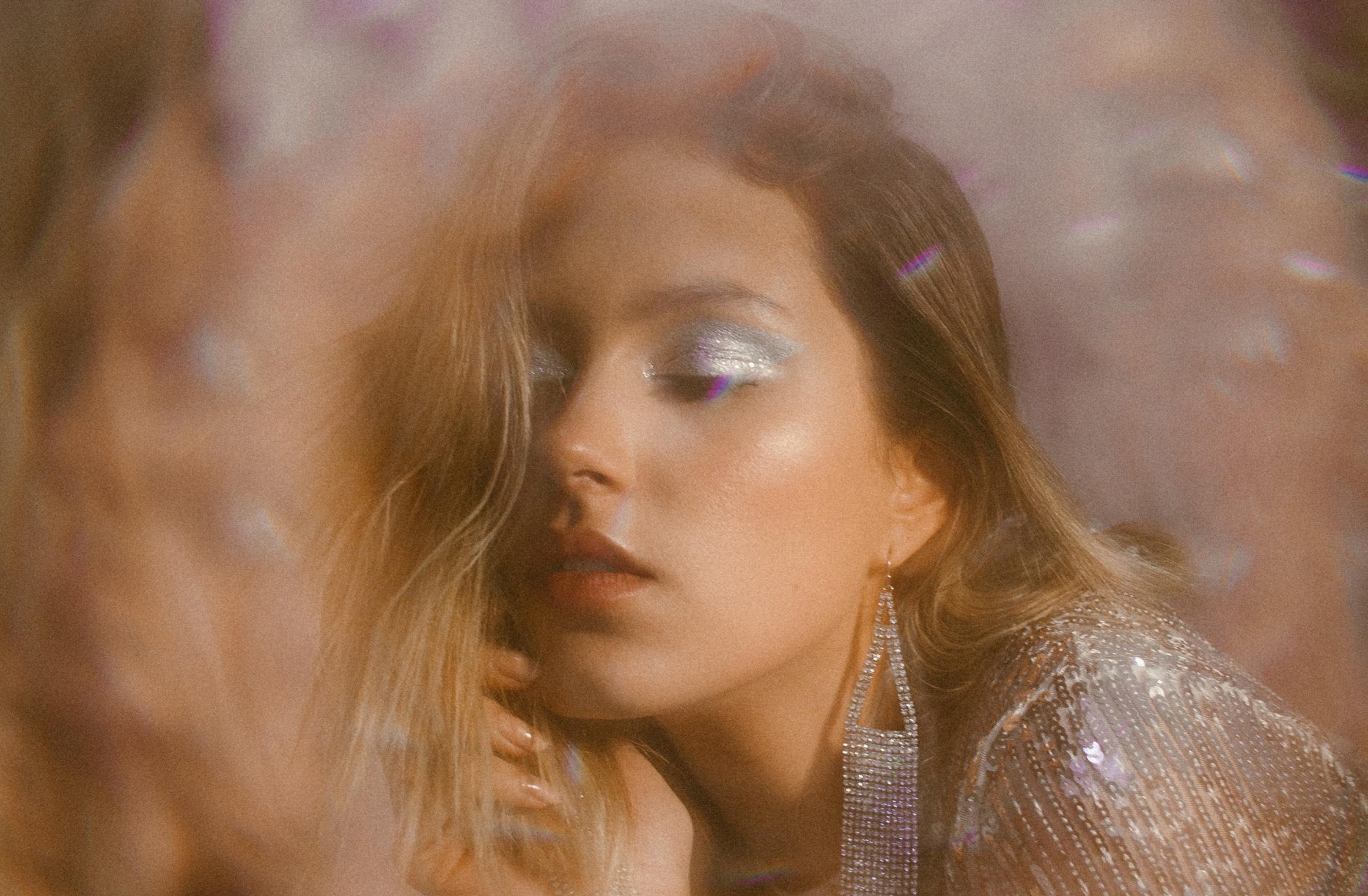 2320x1520 How to make creative double exposure photography on iPhone