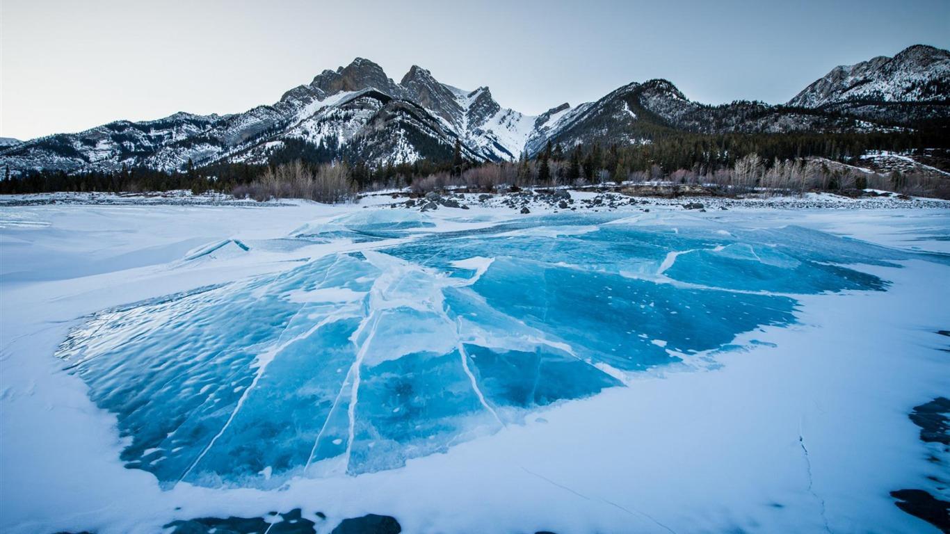 1366x768 Winter Mountain Blue Ice Windows 10 HD Wallpaper