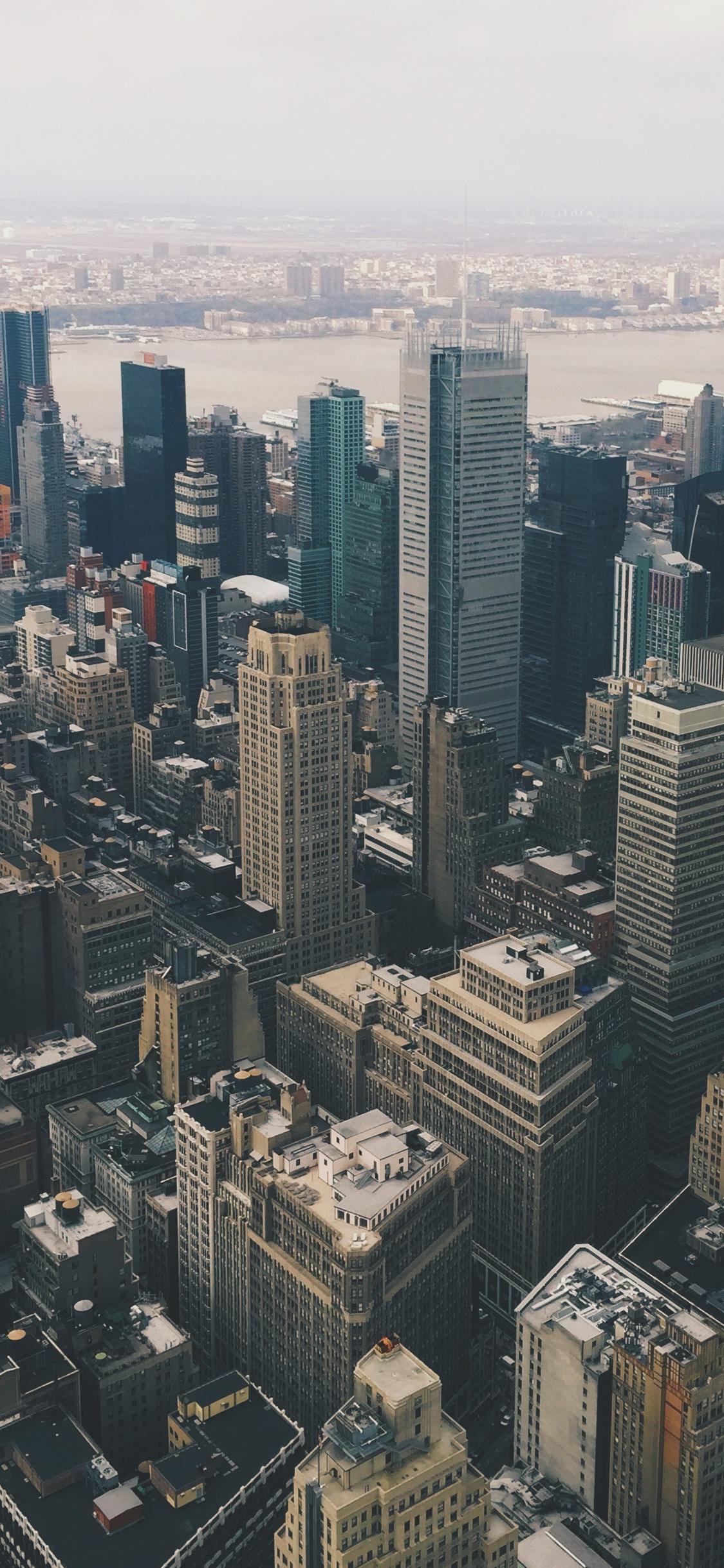 1125x2436 iPhone Cities Wallpaper