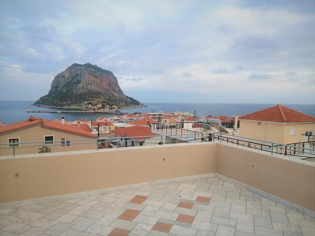 1024x768 Monemvasia View Modern Flat