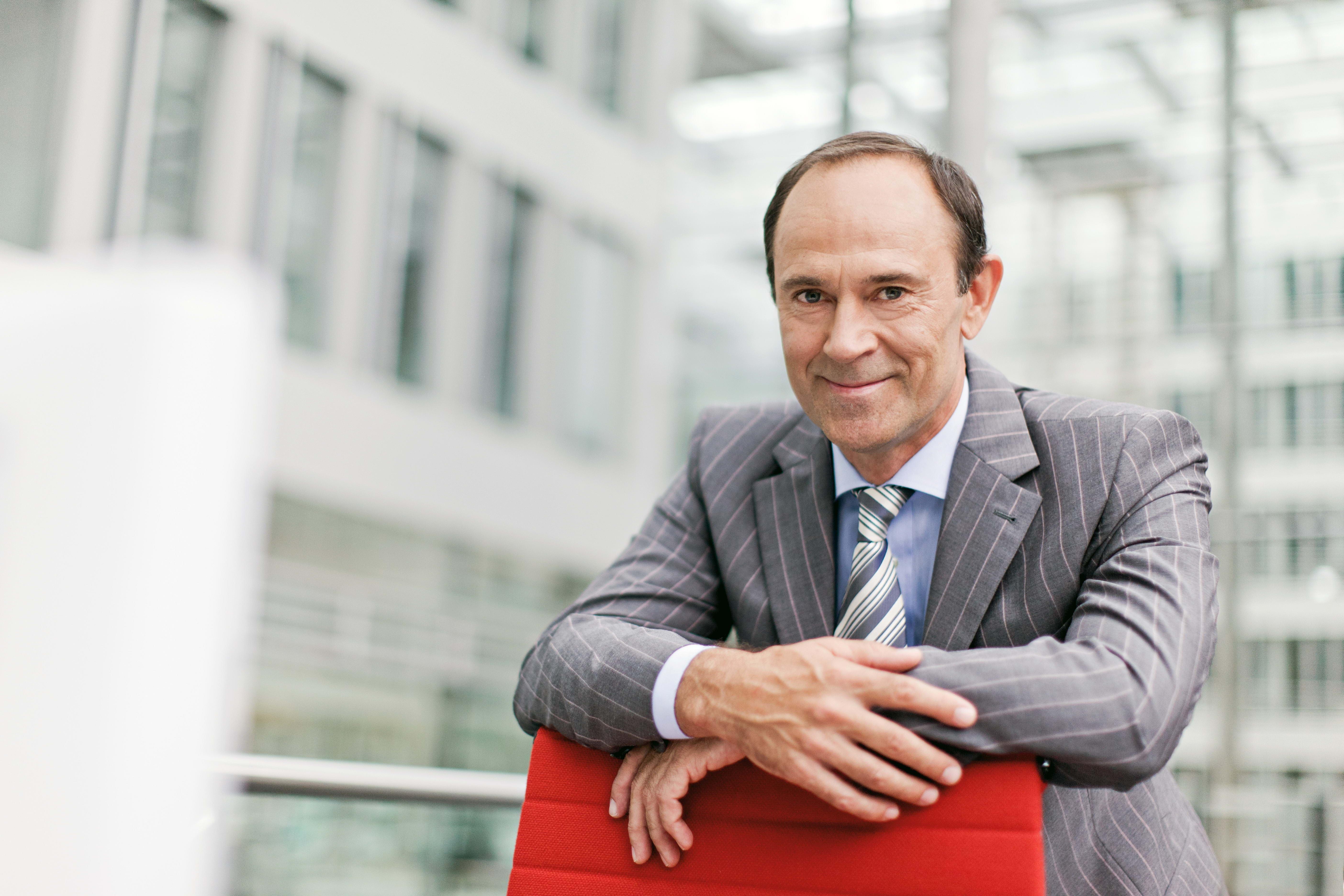 5616x3744 Free photo: Business Man, Corporate, Human