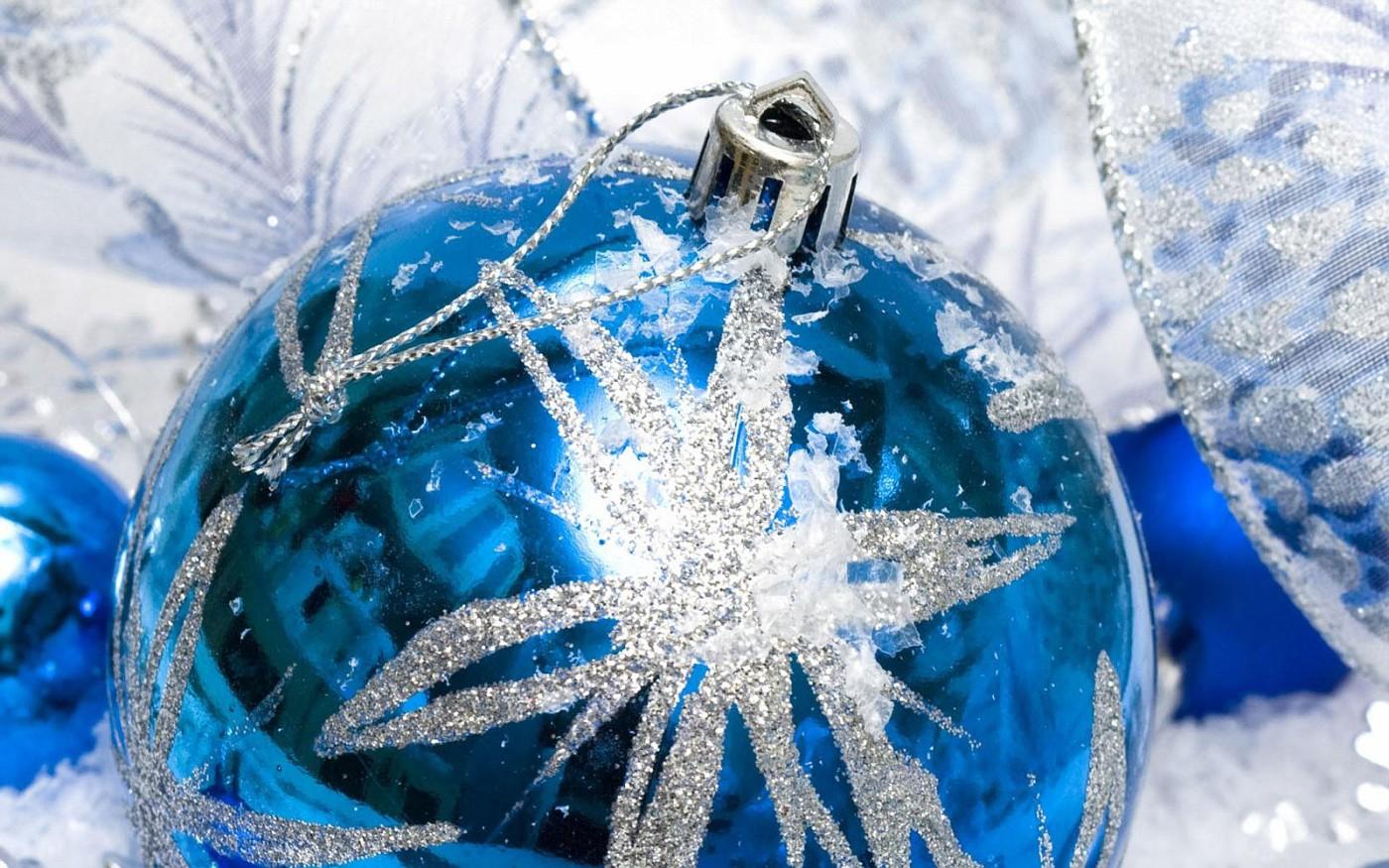 1400x875 Photo: Celebrations Fascinating Picture Celebrations Hd Fresh Image Blue Christmas Ball Windows Background Blue Christmas Ball Ornaments Blue Christmas Balls Image Blue Christmas Balls Review Blue Christma. Wallpaper BG Album. Anton.