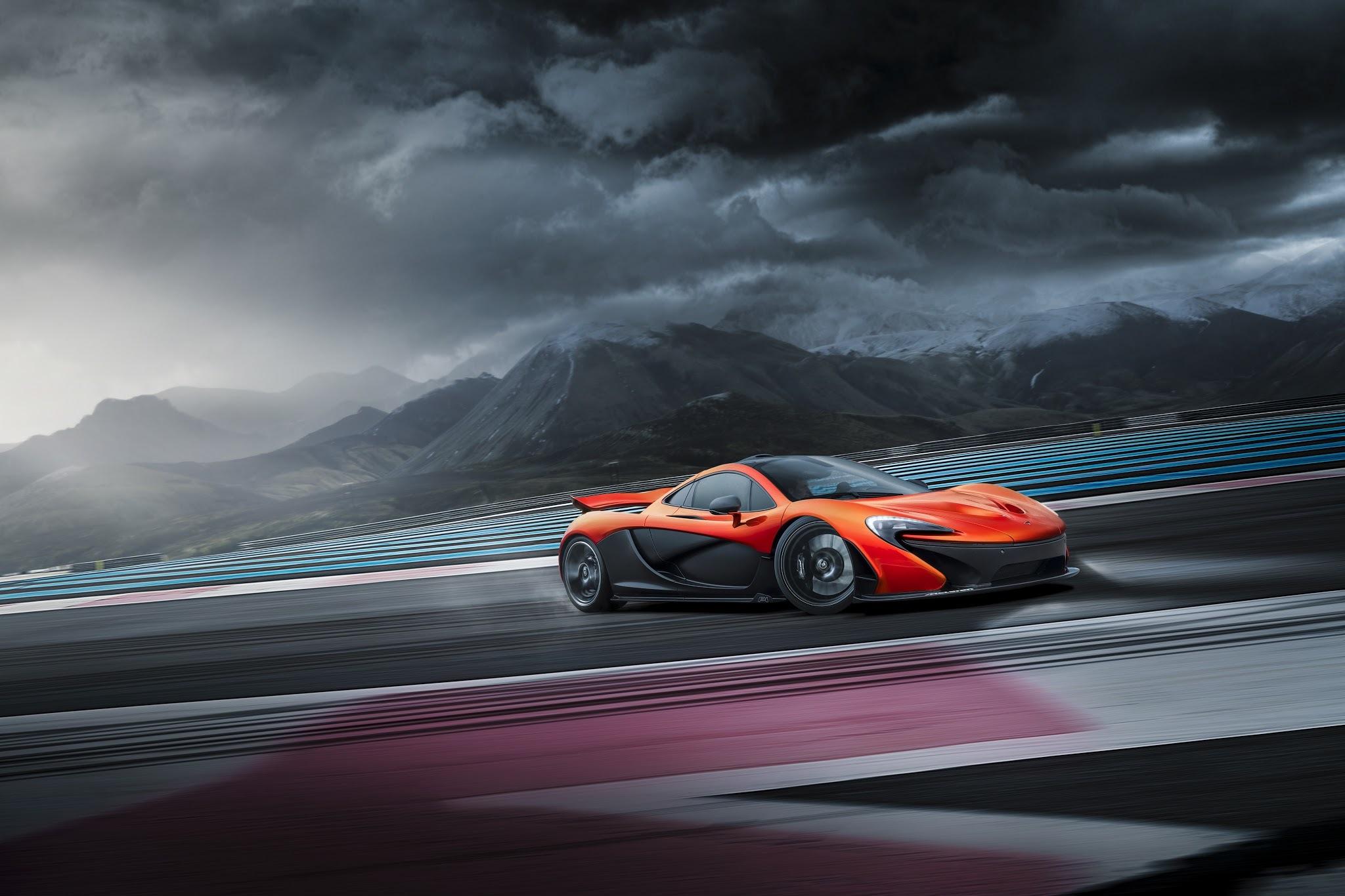2048x1366 McLaren P1 HD Wallpaper