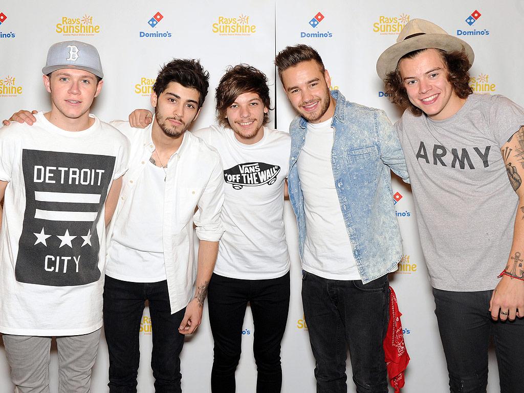 1024x768 Zayn Malik Misses One Direction's Four Debut