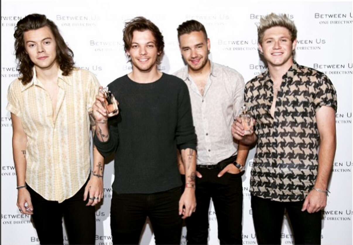 1206x840 One Direction just set six world records