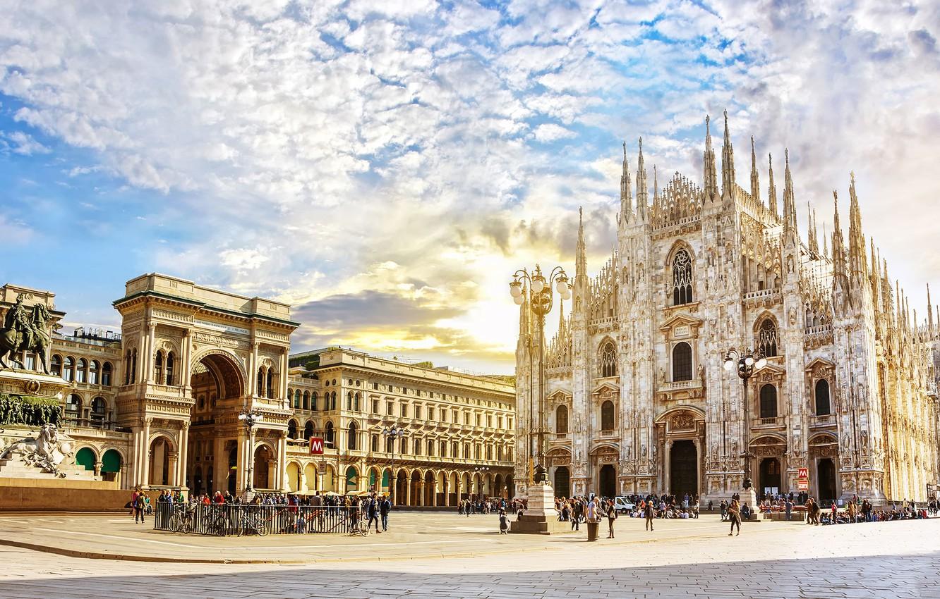 1332x850 Wallpaper clouds, area, Italy, Milan, The Duomo of Milan, The Cathedral Of The Nativity Of The Virgin Mary image for desktop, section город