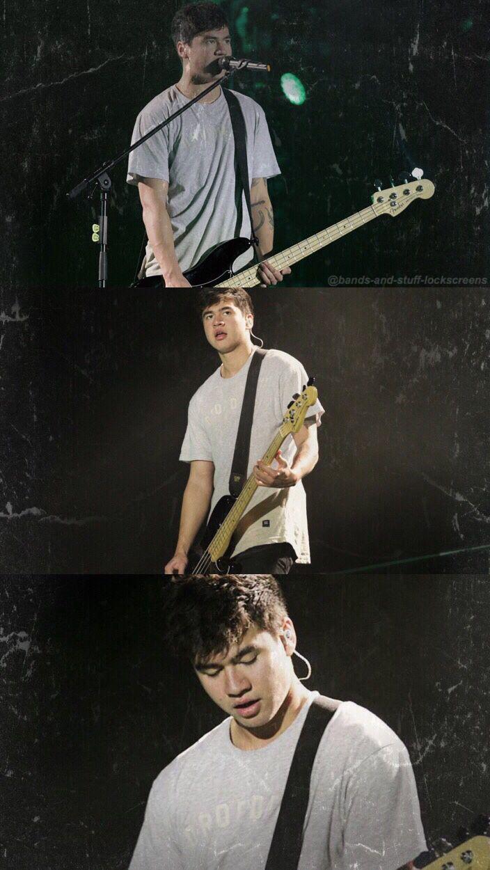 calum hood desktop wallpaper