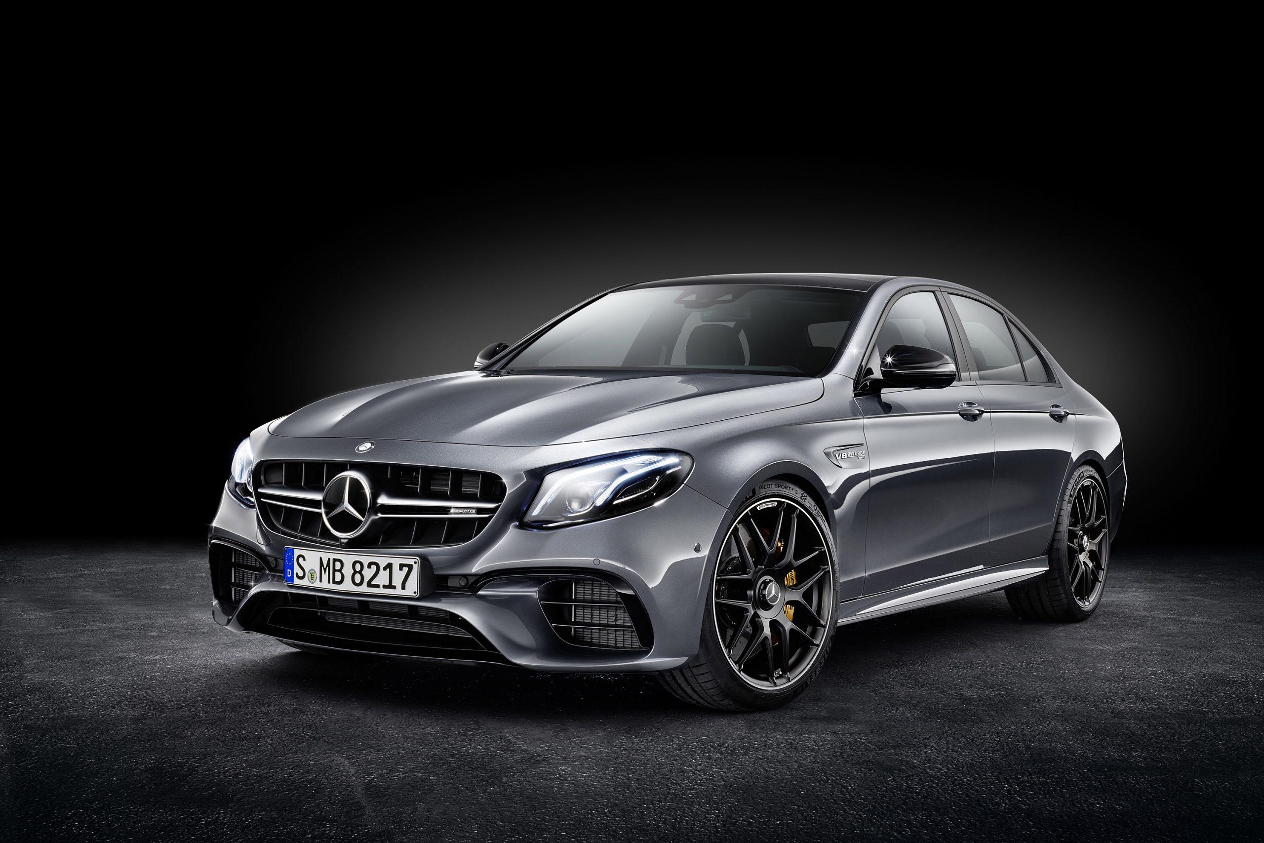 2560x1707 Mercedes Benz E63 AMG Wallpaper