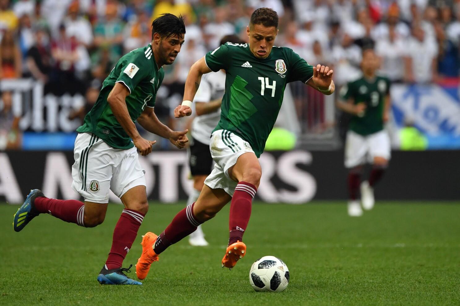 1486x991 Why Chicharito and Carlos Vela won't get called up by Mexico Angeles Times