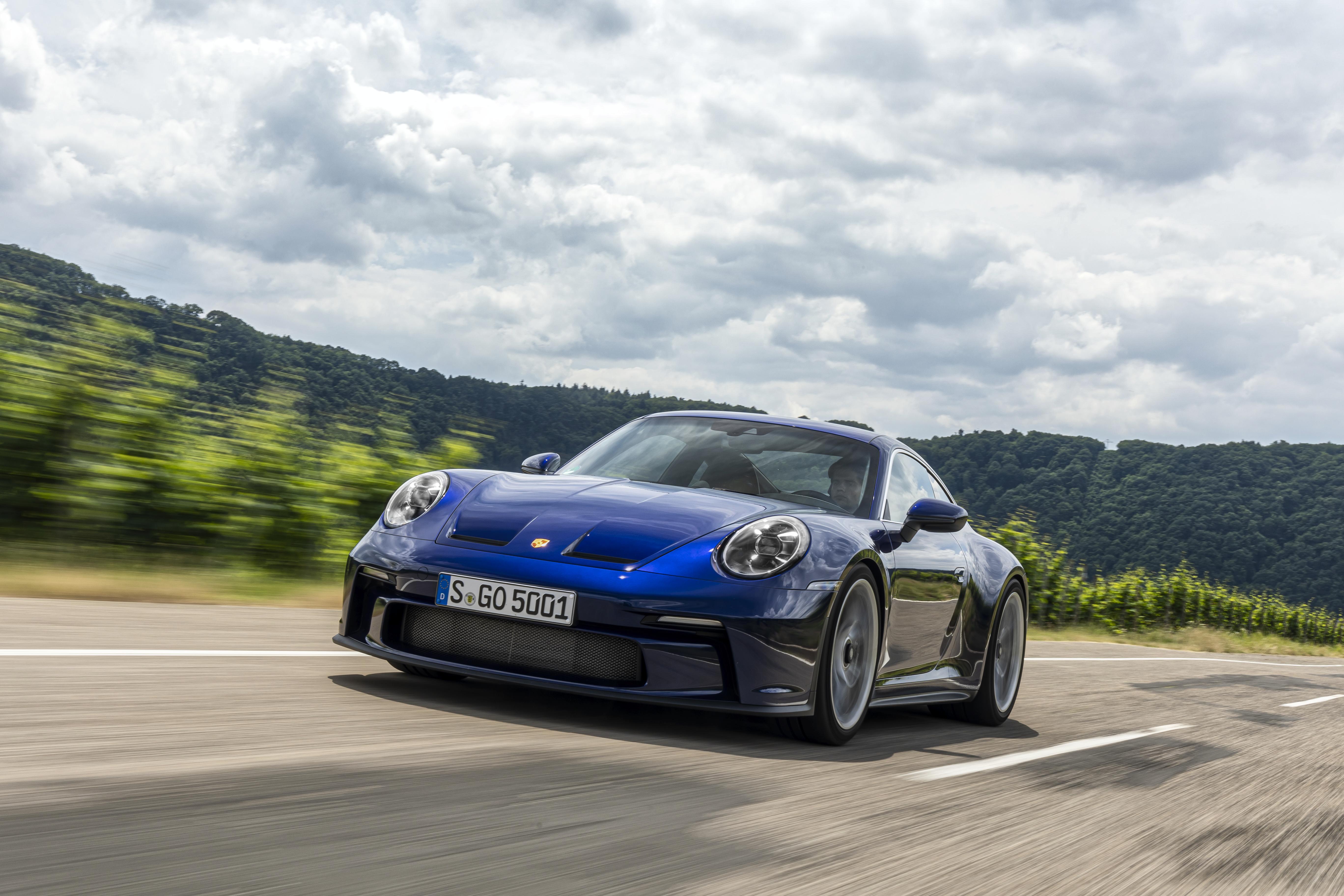 Hdr 2021. Porsche 911 gt3 Touring. Porsche 992 gt3 Touring. Blue Porsche 911 gt3 Touring. Porsche 992 gt3 Wallpaper.