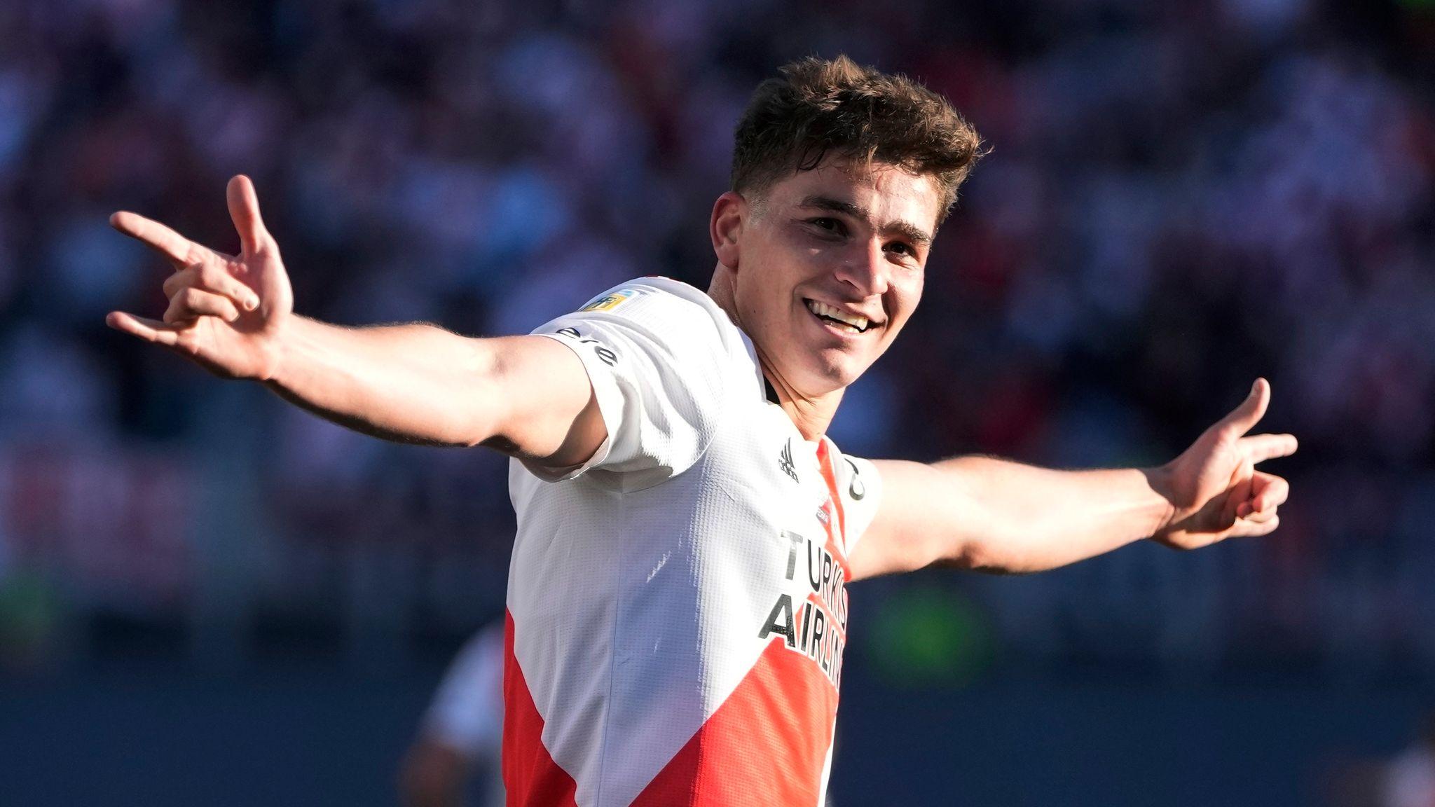 2048x1152 Julian Alvarez: Pep Guardiola delighted with Man City deal for 'street player' but happy to delay forward's arrival