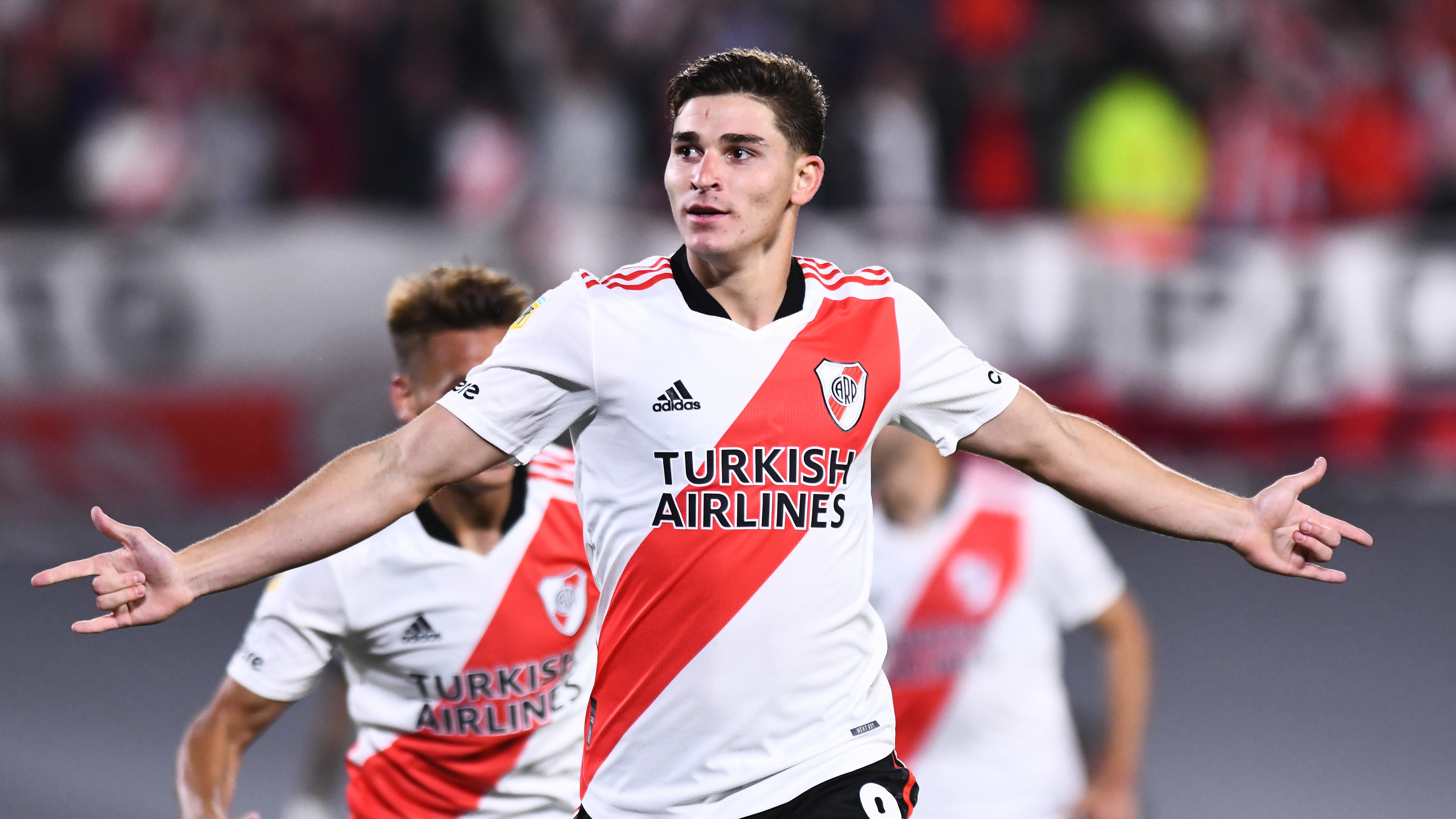 6064x3411 Manchester City complete £14m transfer of River Plate star Julian Alvarez