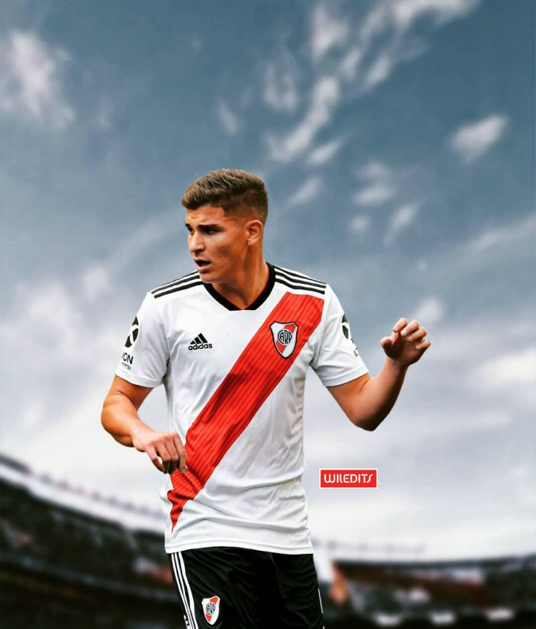 1080x1268 wiledits: Julian Alvarez