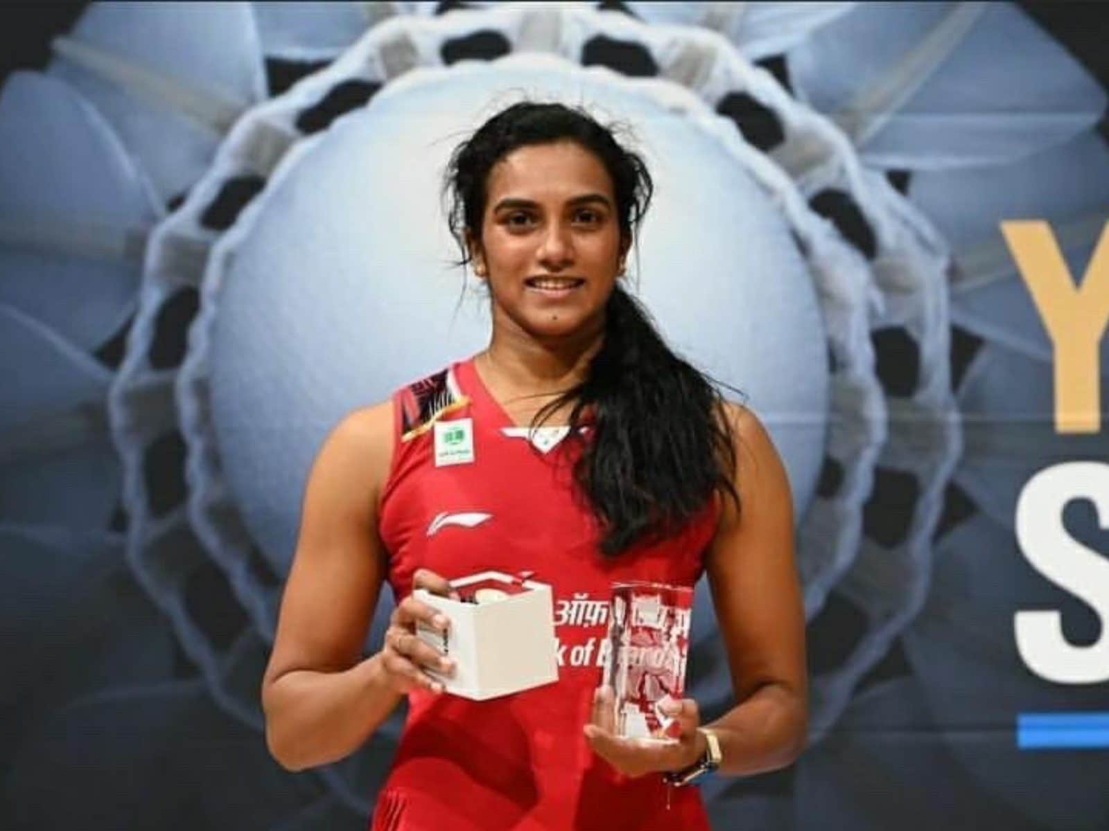 1600x1200 Tokyo Olympics: Meet PV Sindhu's Toughest competition and Biggest Supporter