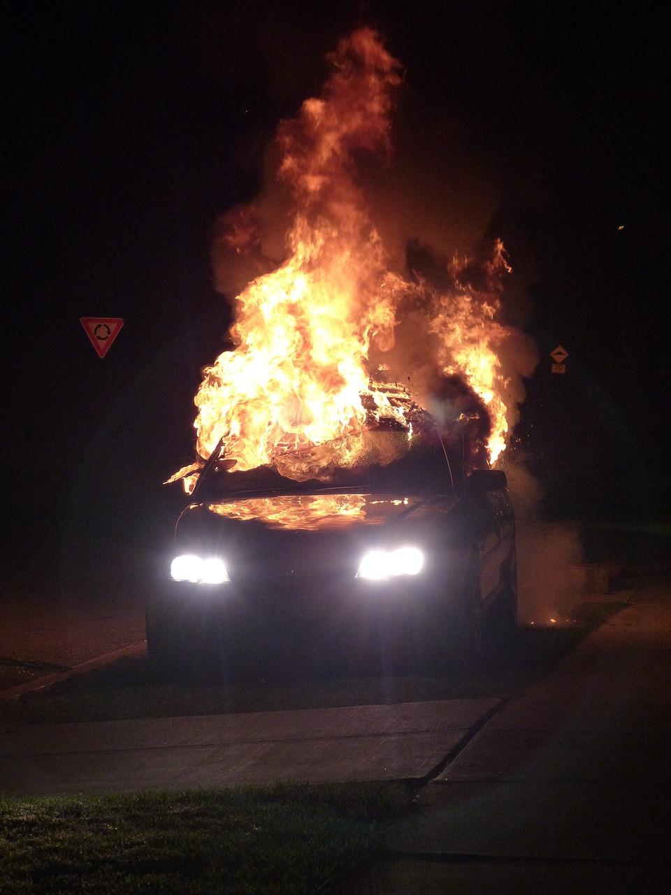 960x1280 Car Bomb Fire Accident