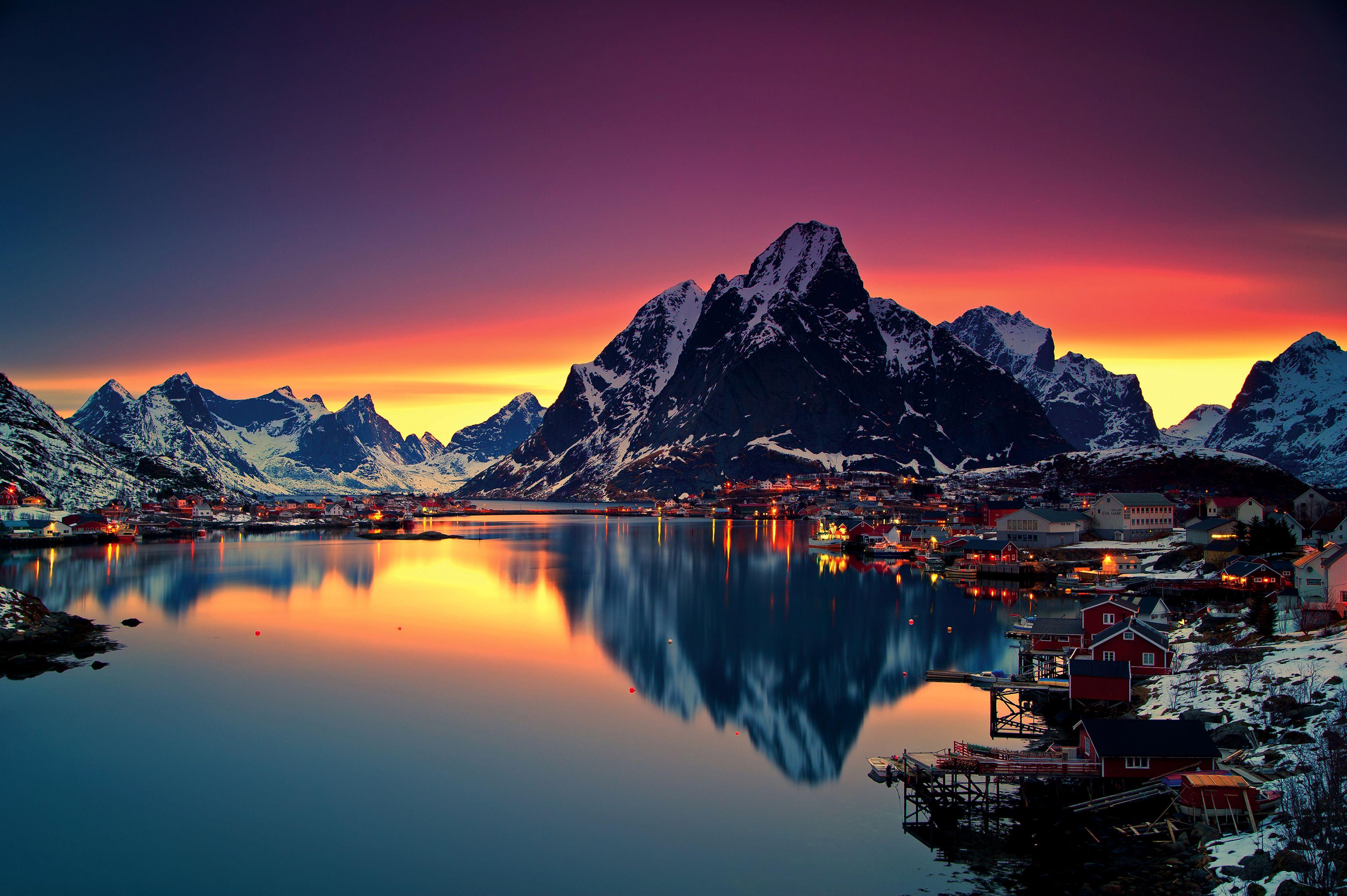 4000x2662 Reinebringen Mountains in Norway Sunset 4K Wallpaper