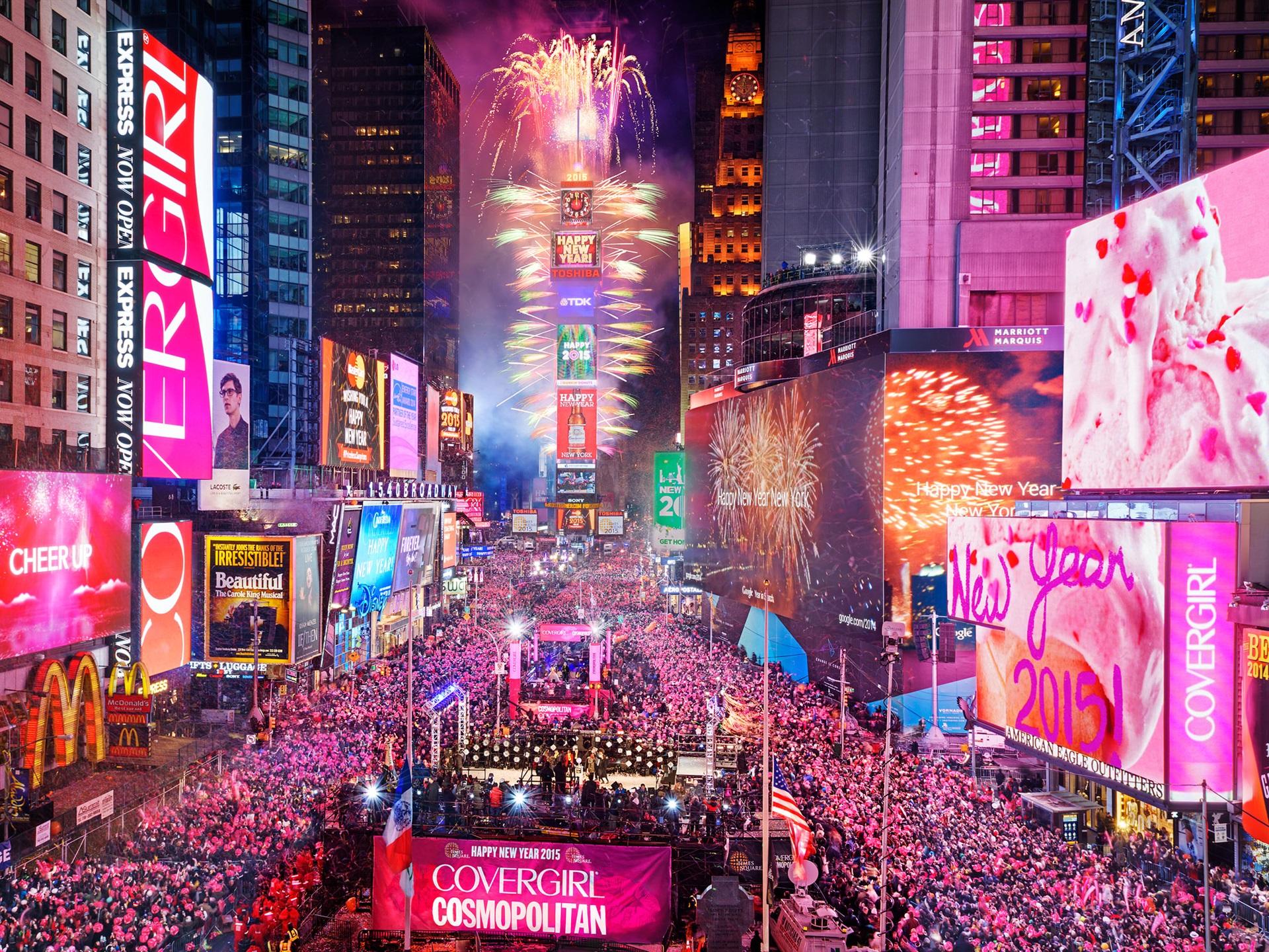 1920x1440 Wallpaper Times Square In New York City, Usa, Night