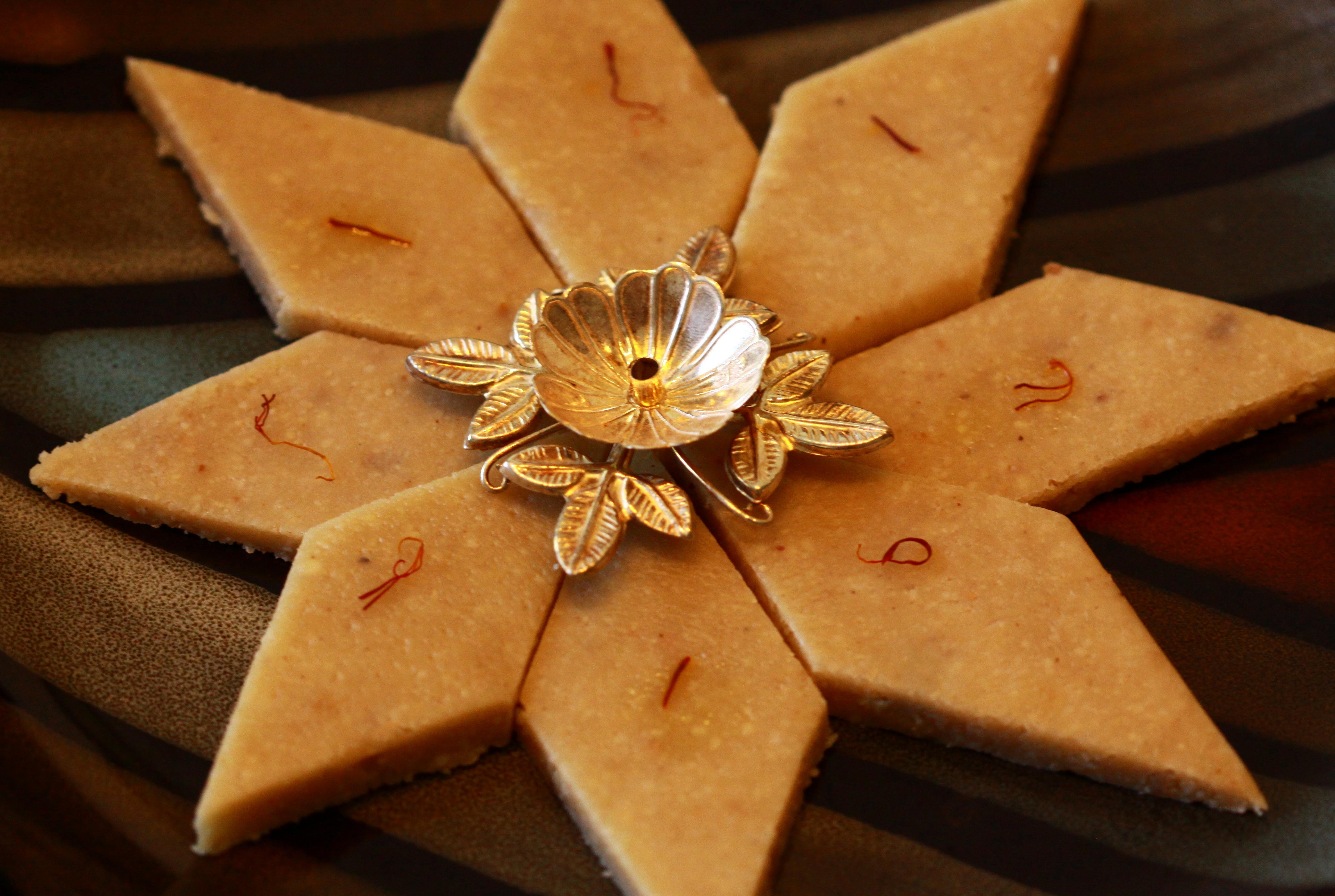 4698x3157 Kaju Katli