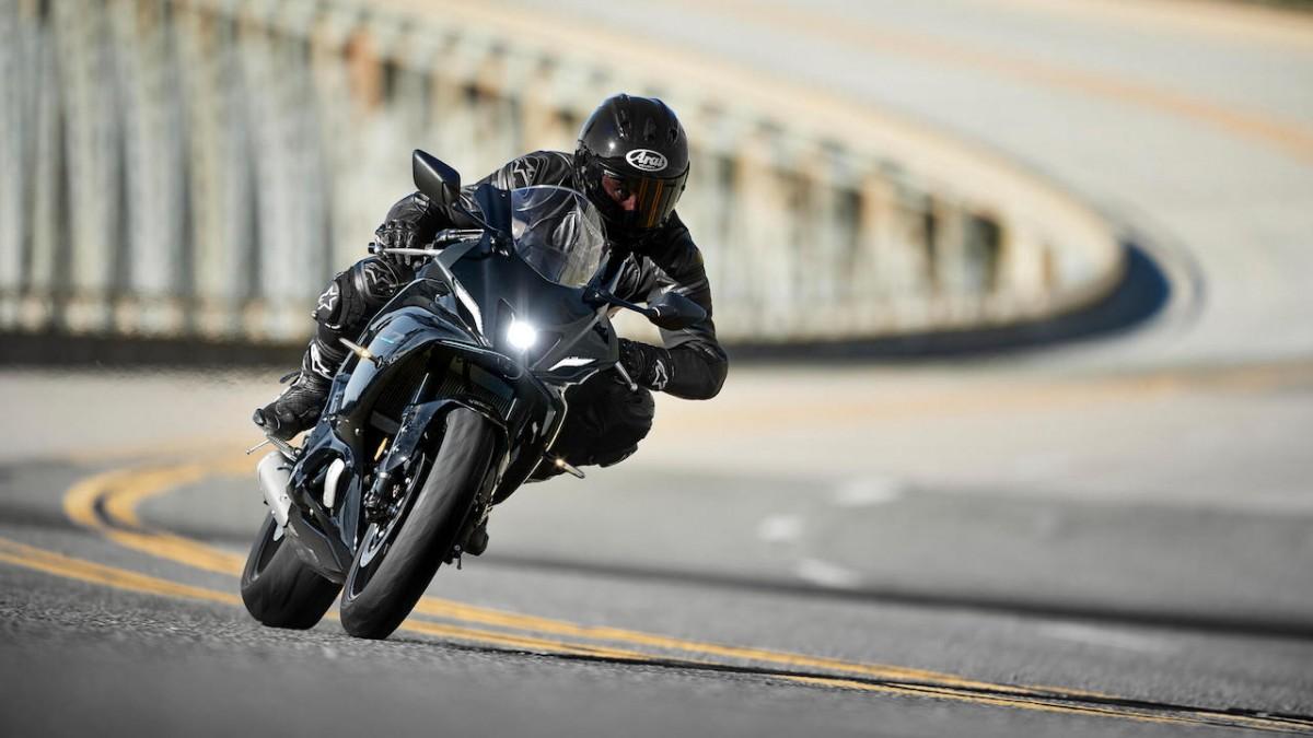1200x675 SHIFTING GEARS.com #Yamaha YZF #R15M Launch Soon In India