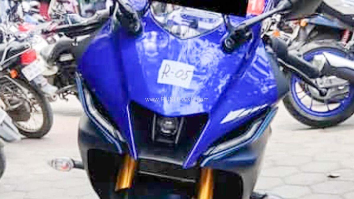 1200x675 New Yamaha R15M Arrives In Showroom And Silver Colours