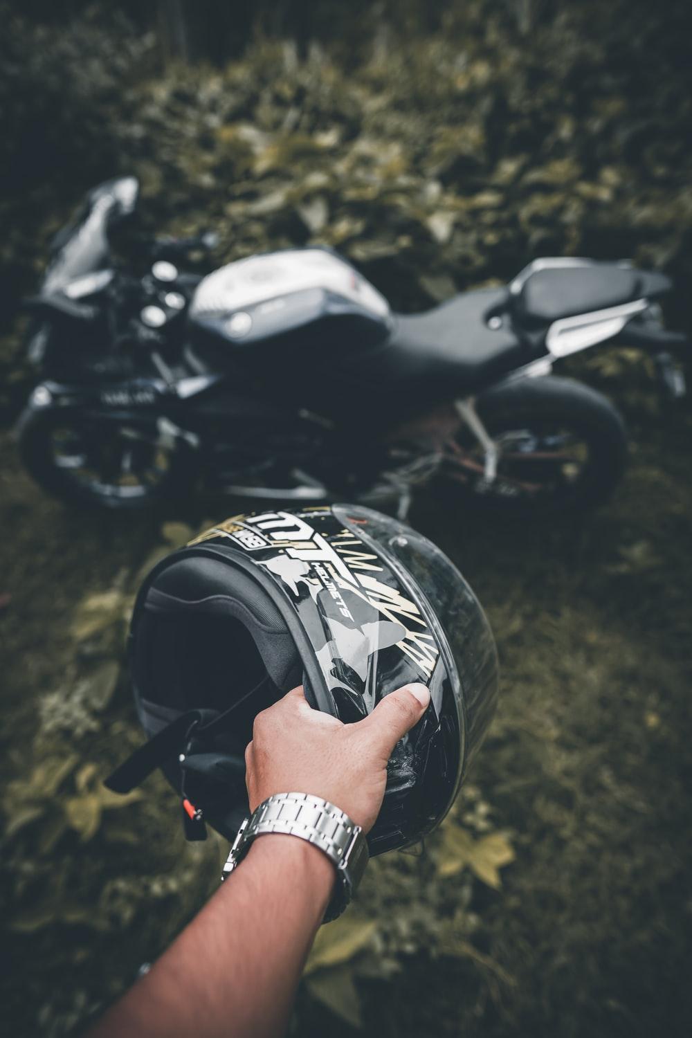 1000x1500 R15 Picture. Download Free Image