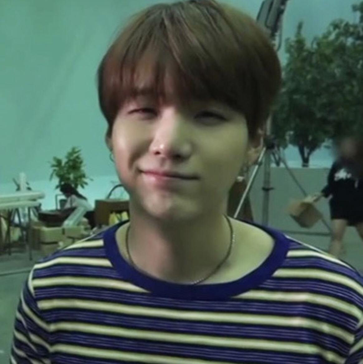 1165x1166 Thread Here Is Cute Min Yoongi To Make Your Day Night Better