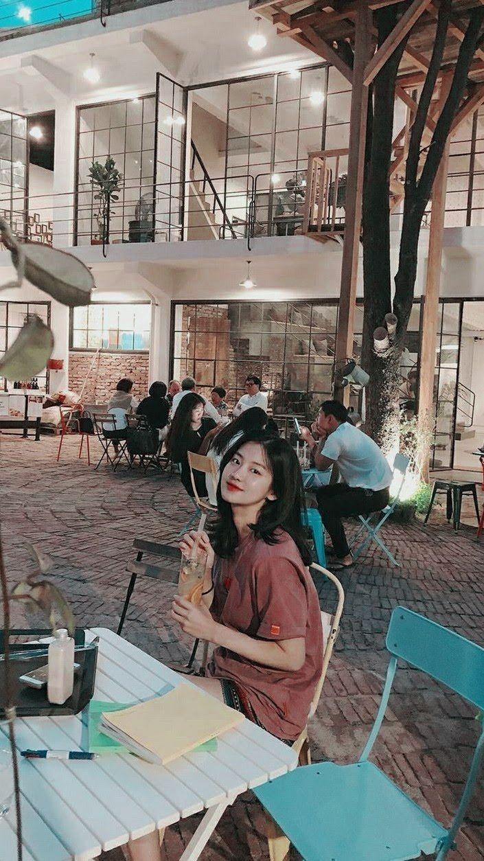 705x1254 Park Ju Hyun Wallpaper
