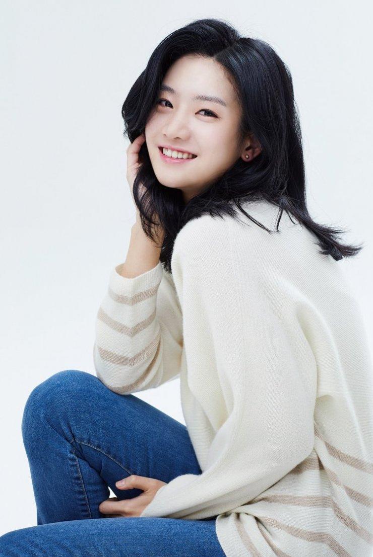 740x1107 Park Ju Hyun Gallery (박주현) HanCinema